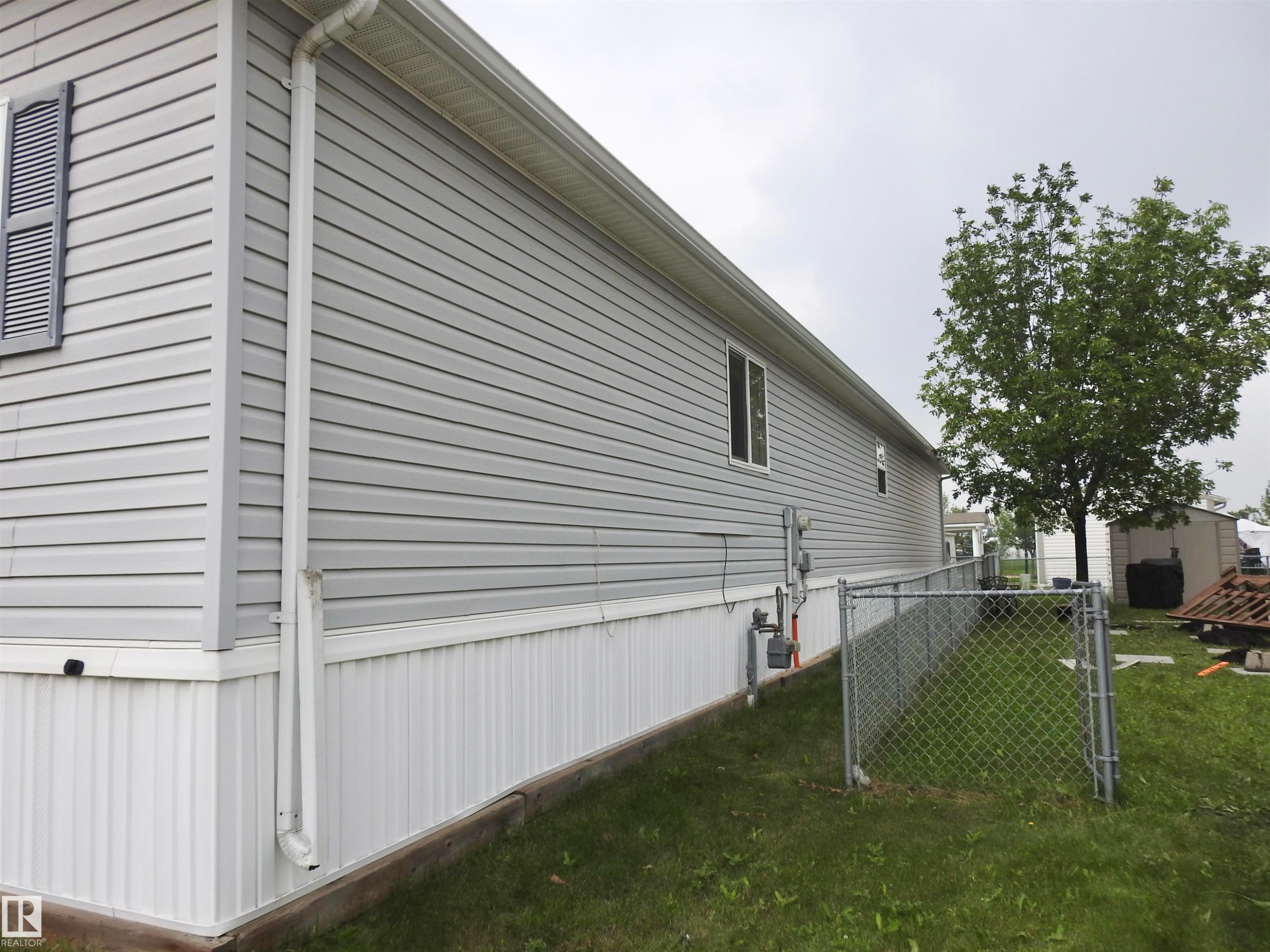 218 Oak Wood Drive Northwest, Edmonton, AB - Outdoor With Exterior