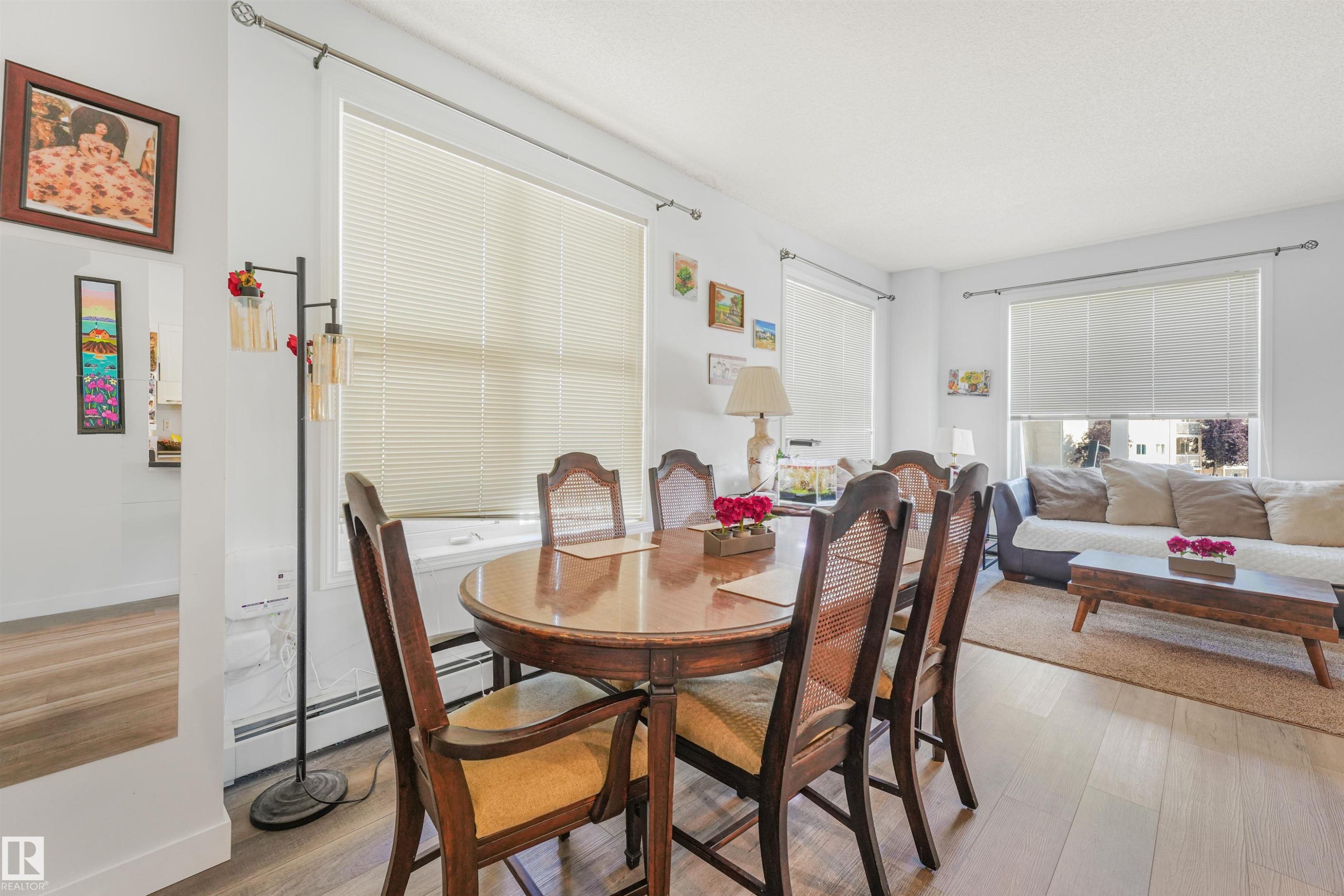 #2-208 4245 139 Av Nw, Edmonton, AB - Indoor Photo Showing Dining Room