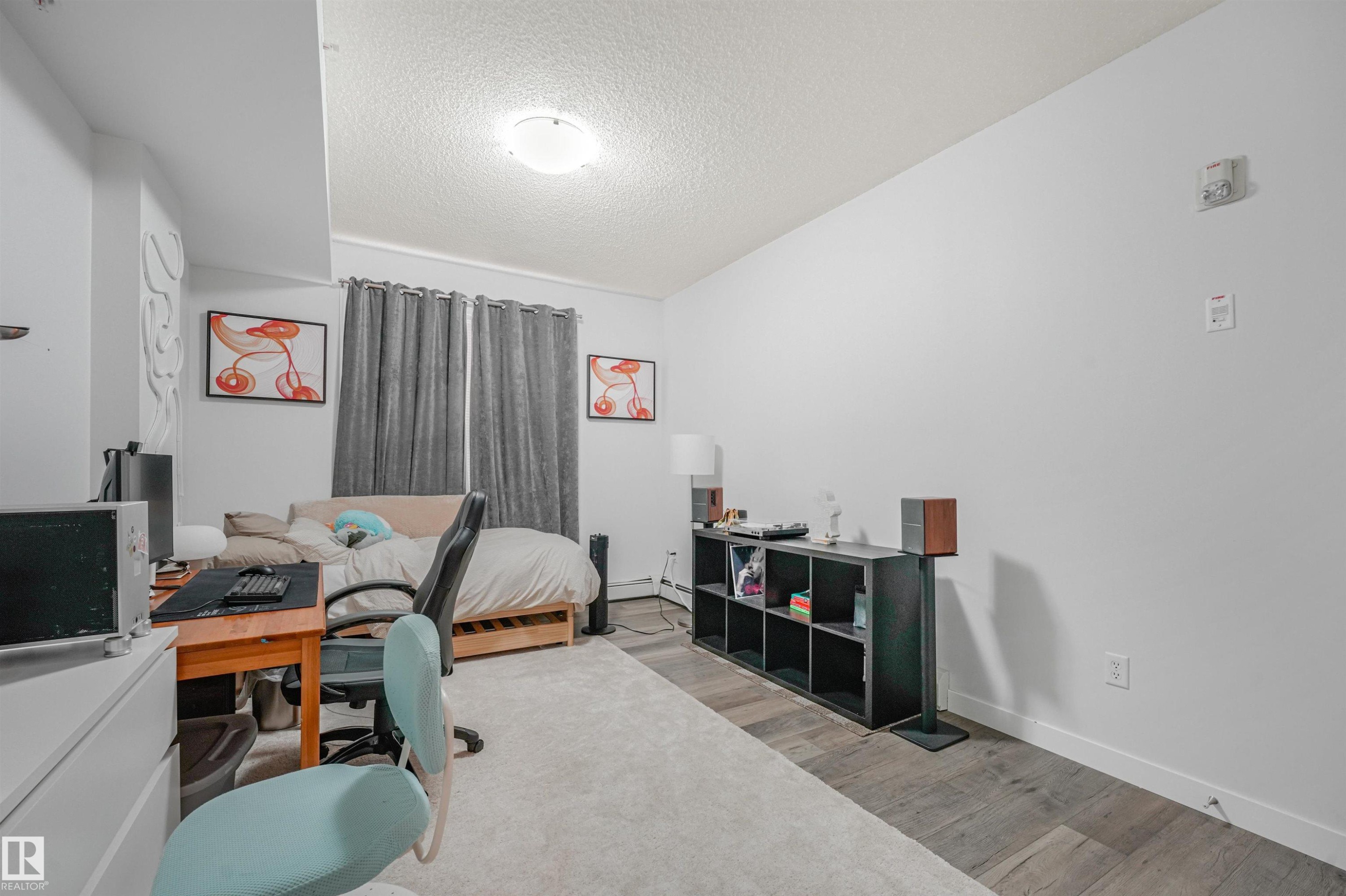 #2-208 4245 139 Av Nw, Edmonton, AB - Indoor Photo Showing Other Room