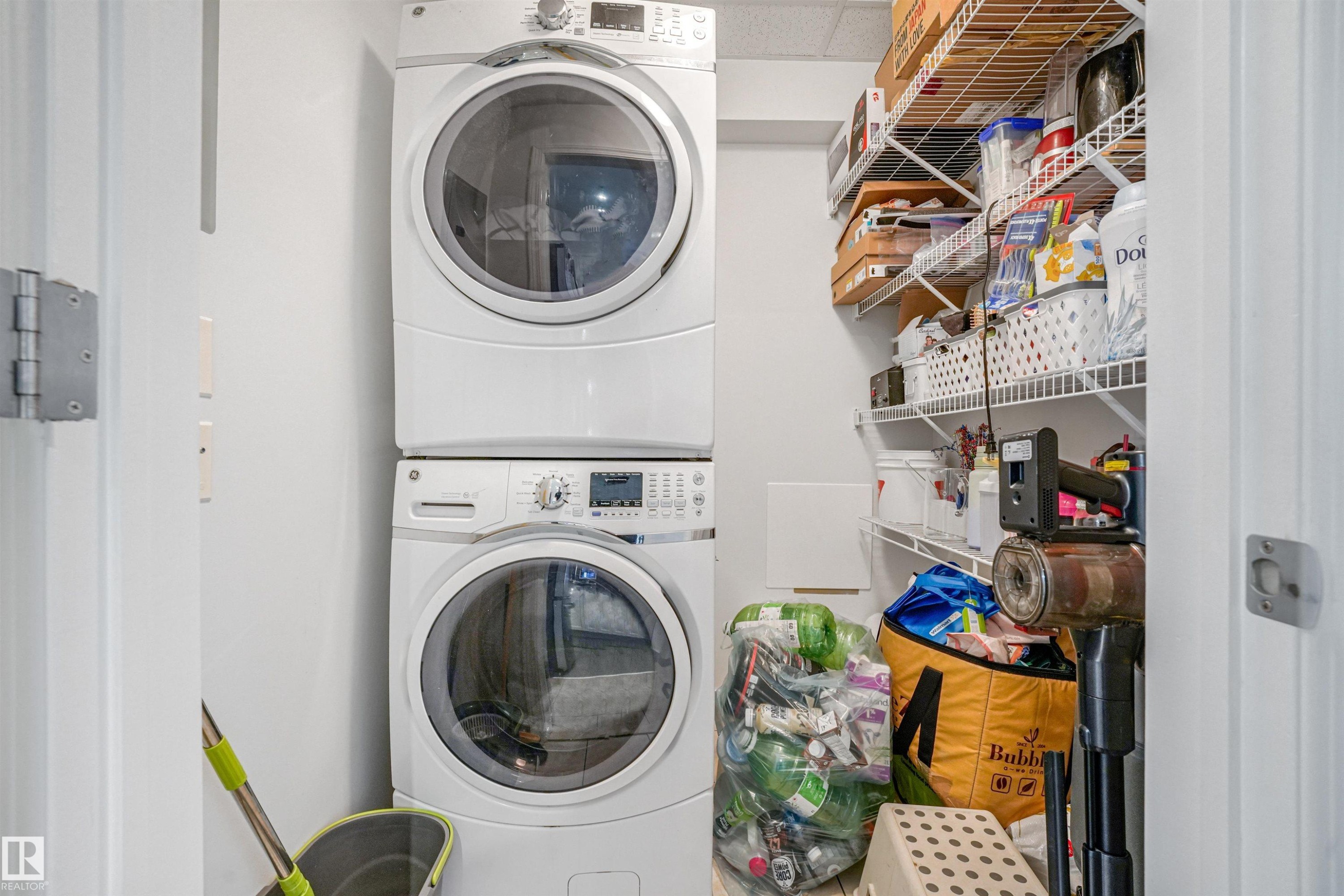#2-208 4245 139 Av Nw, Edmonton, AB - Indoor Photo Showing Laundry Room