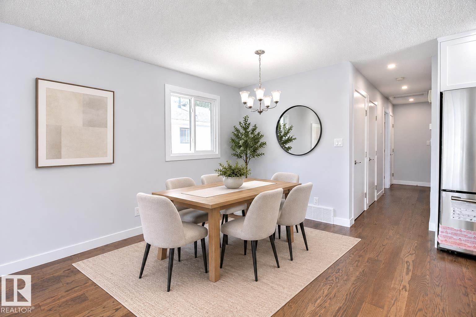 14732 32 Street Nw, Edmonton, AB - Indoor Photo Showing Dining Room