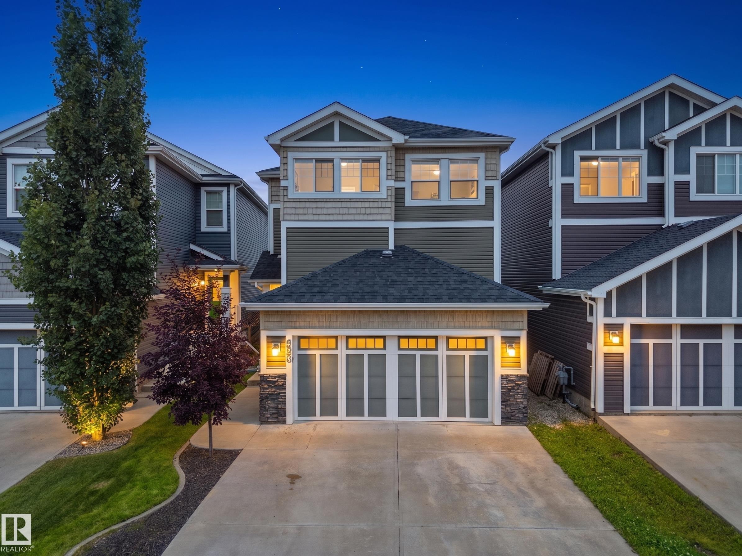 428 Simpkins Link, Leduc, AB - Outdoor With Facade