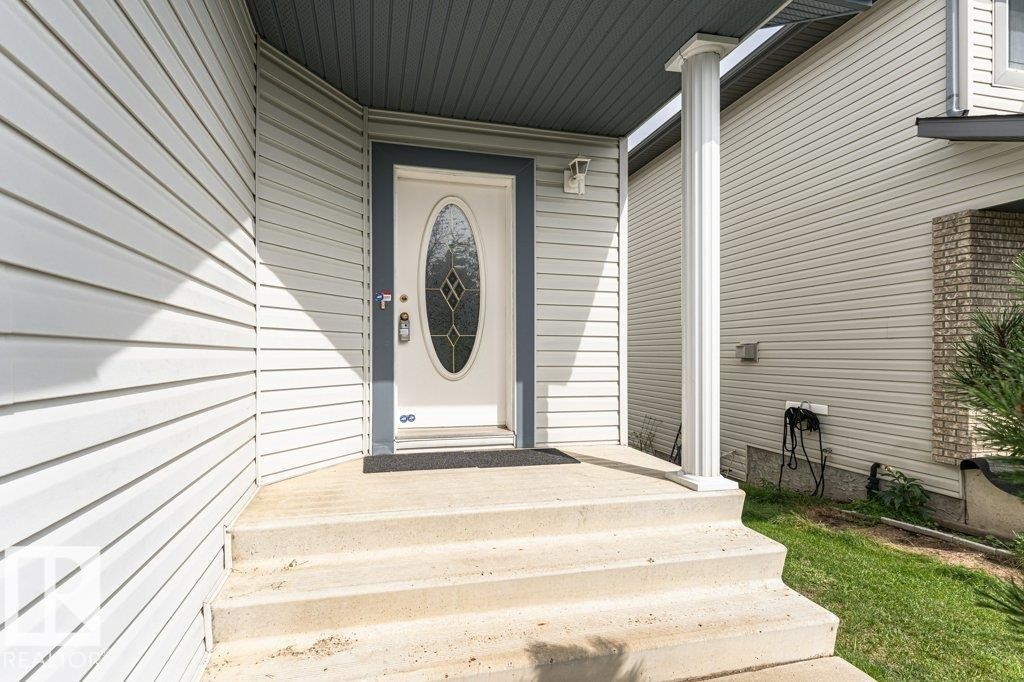 1072 Barnes Way Sw, Edmonton, AB - Outdoor With Deck Patio Veranda With Exterior
