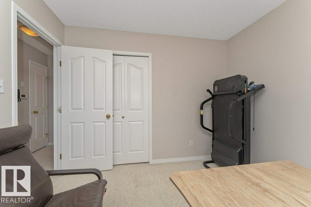 1072 Barnes Way Sw, Edmonton, AB - Indoor