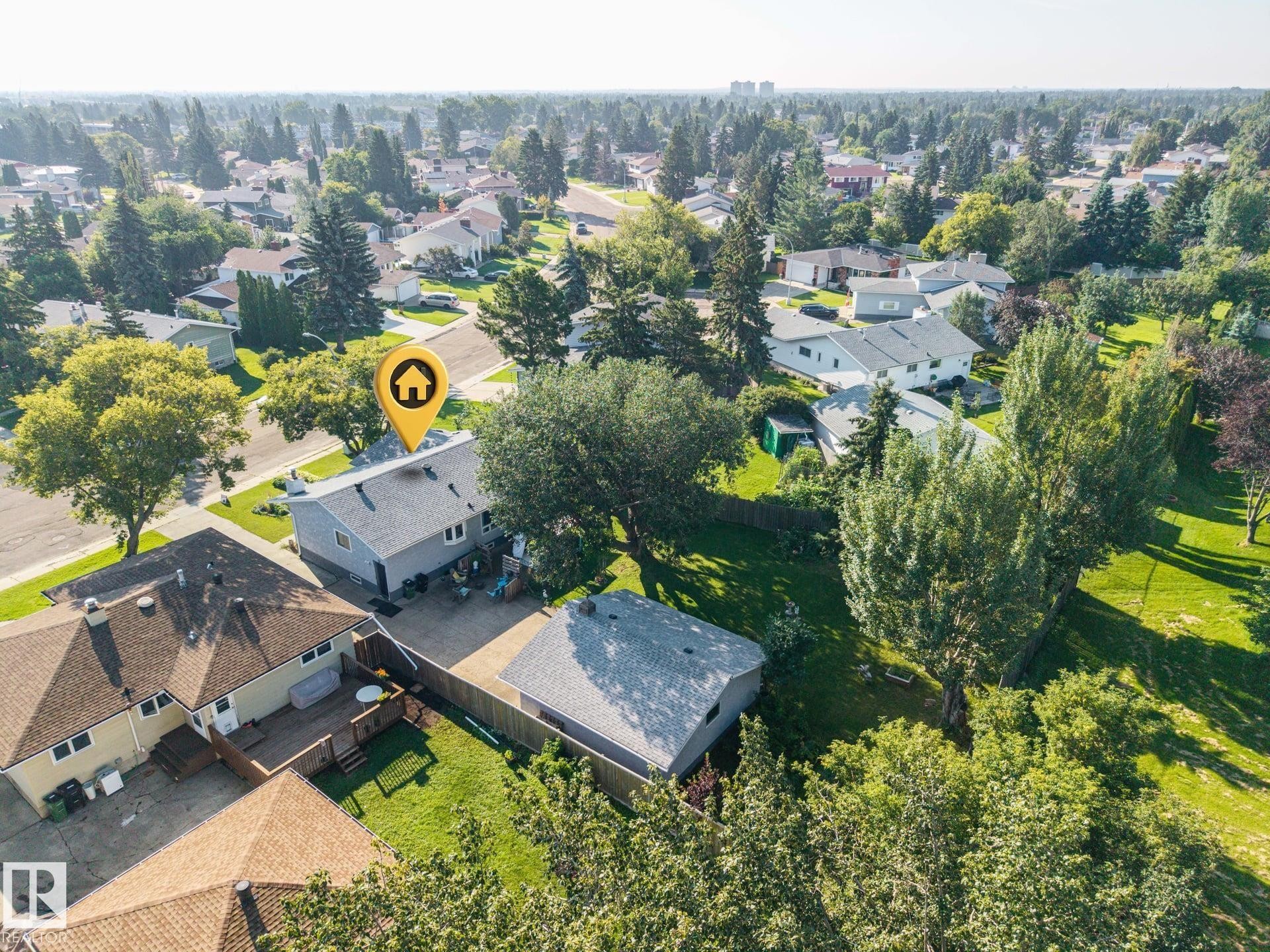 Additional content - 8932 187 Street Nw, Edmonton, AB - Outdoor With View