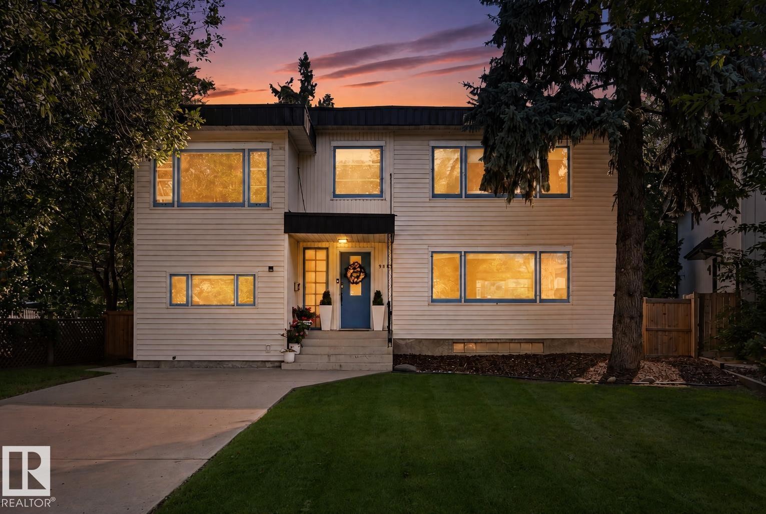 9107 118 Street Nw, Edmonton, AB - Outdoor