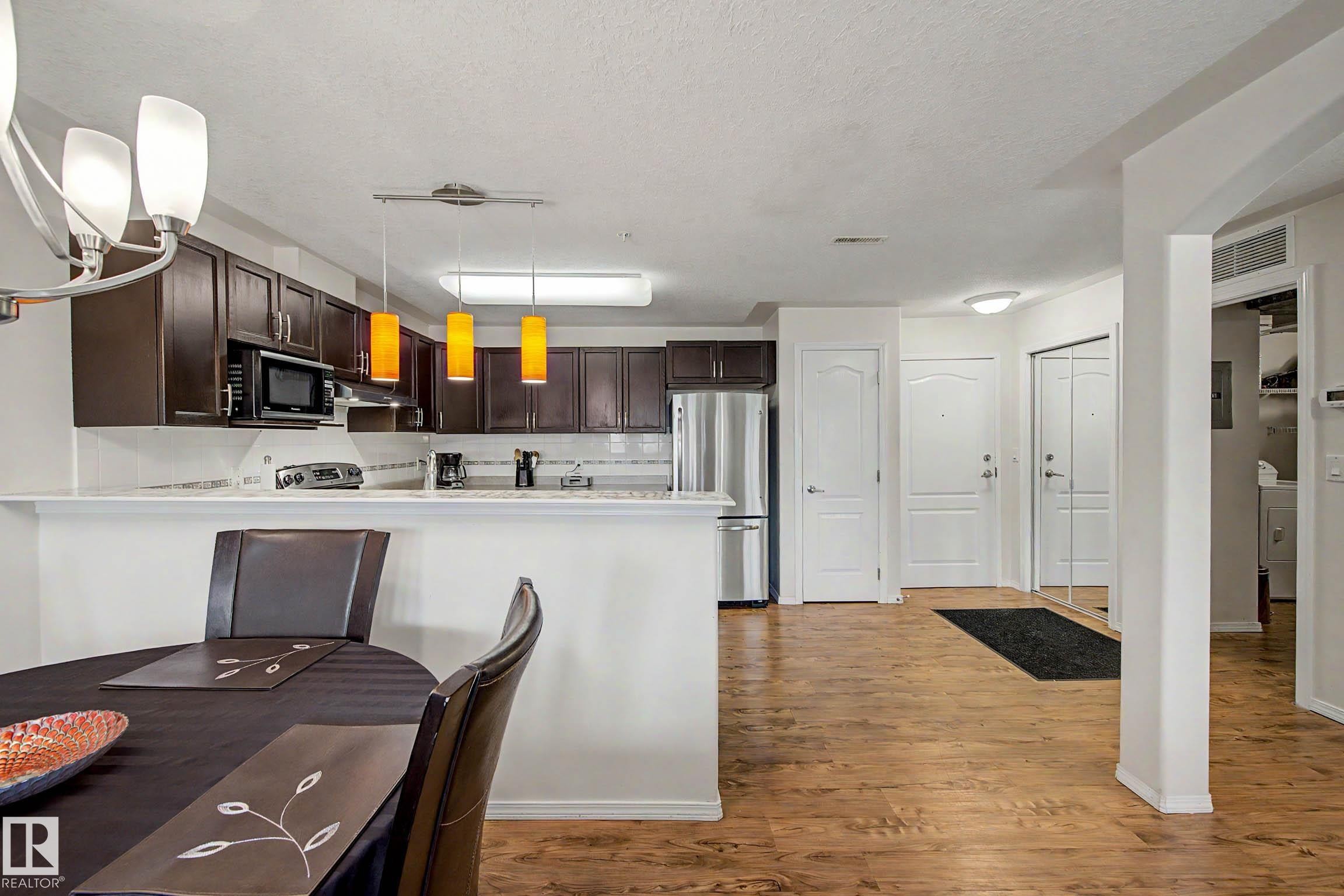 #209 237 Youville Dr E Nw, Edmonton, AB - Indoor