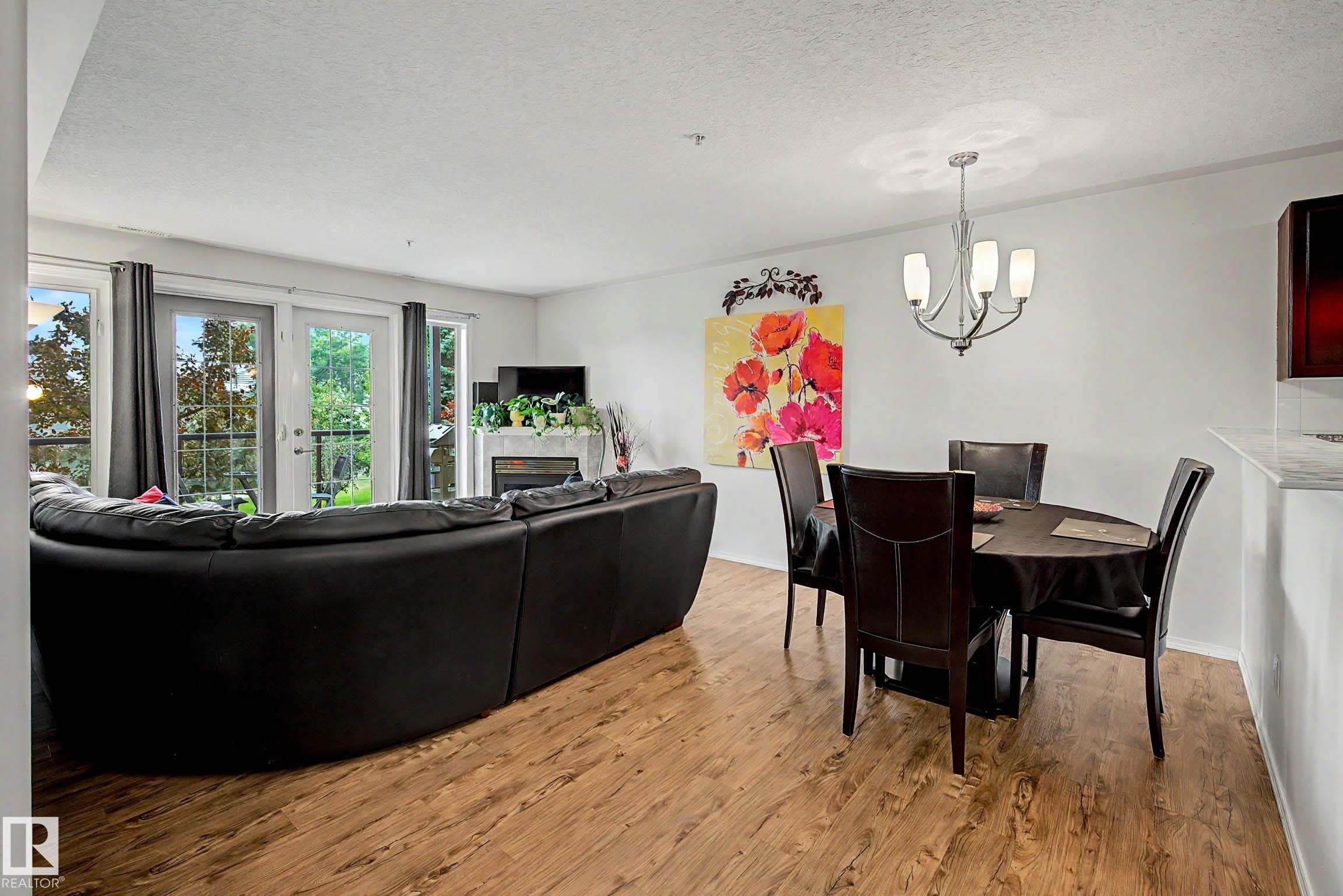 #209 237 Youville Dr E Nw, Edmonton, AB - Indoor