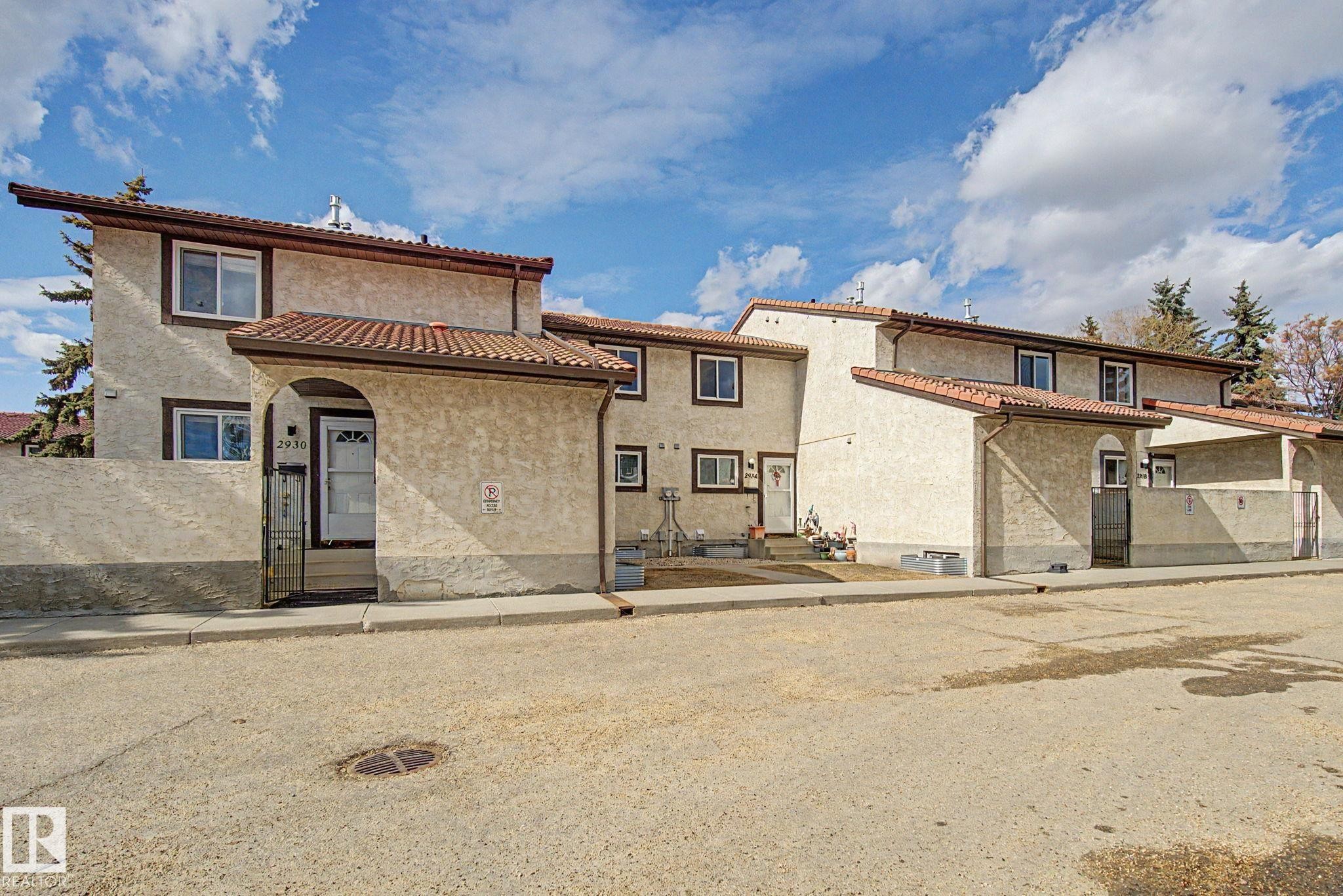 2932 36 Street Nw, Edmonton, AB - Outdoor