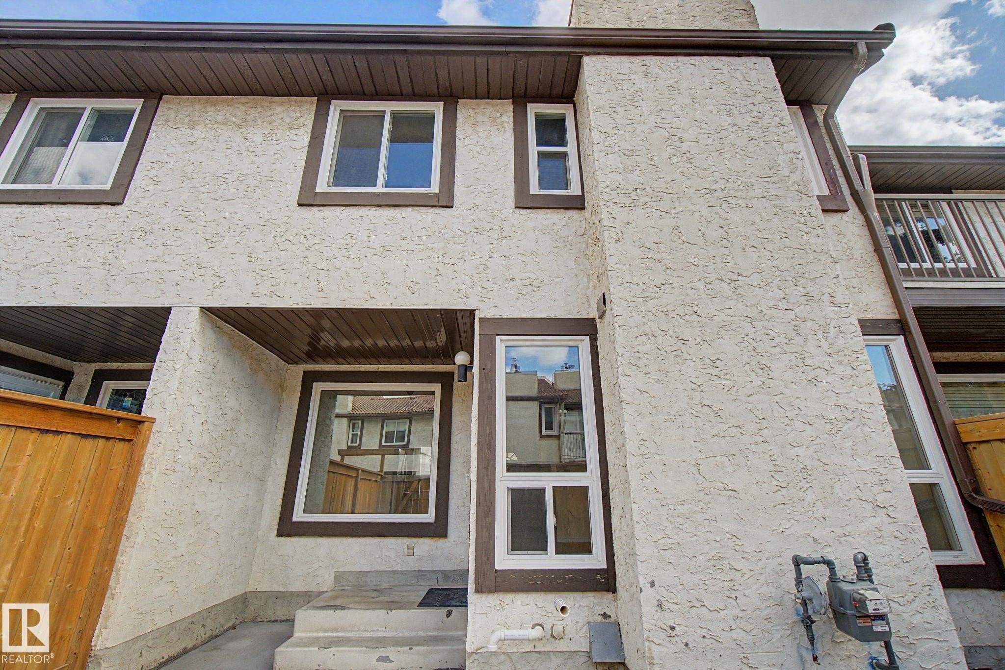2932 36 Street Nw, Edmonton, AB - Outdoor With Exterior