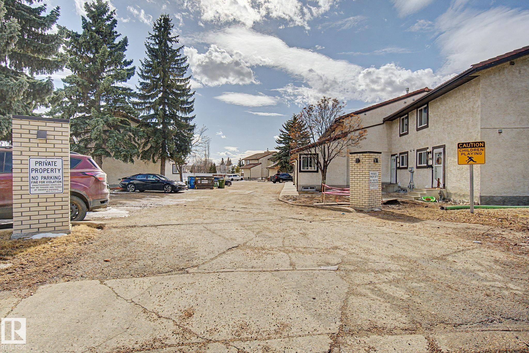 2932 36 Street Nw, Edmonton, AB - Outdoor