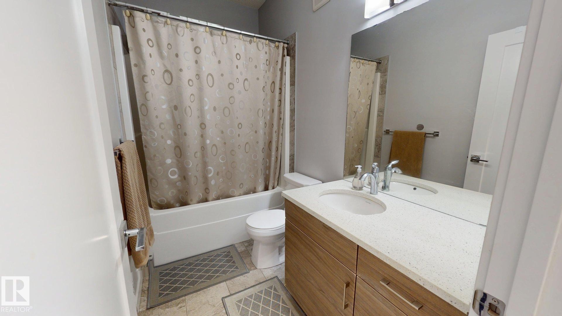 #2 14715 125 St Nw, Edmonton, AB - Indoor Photo Showing Bathroom