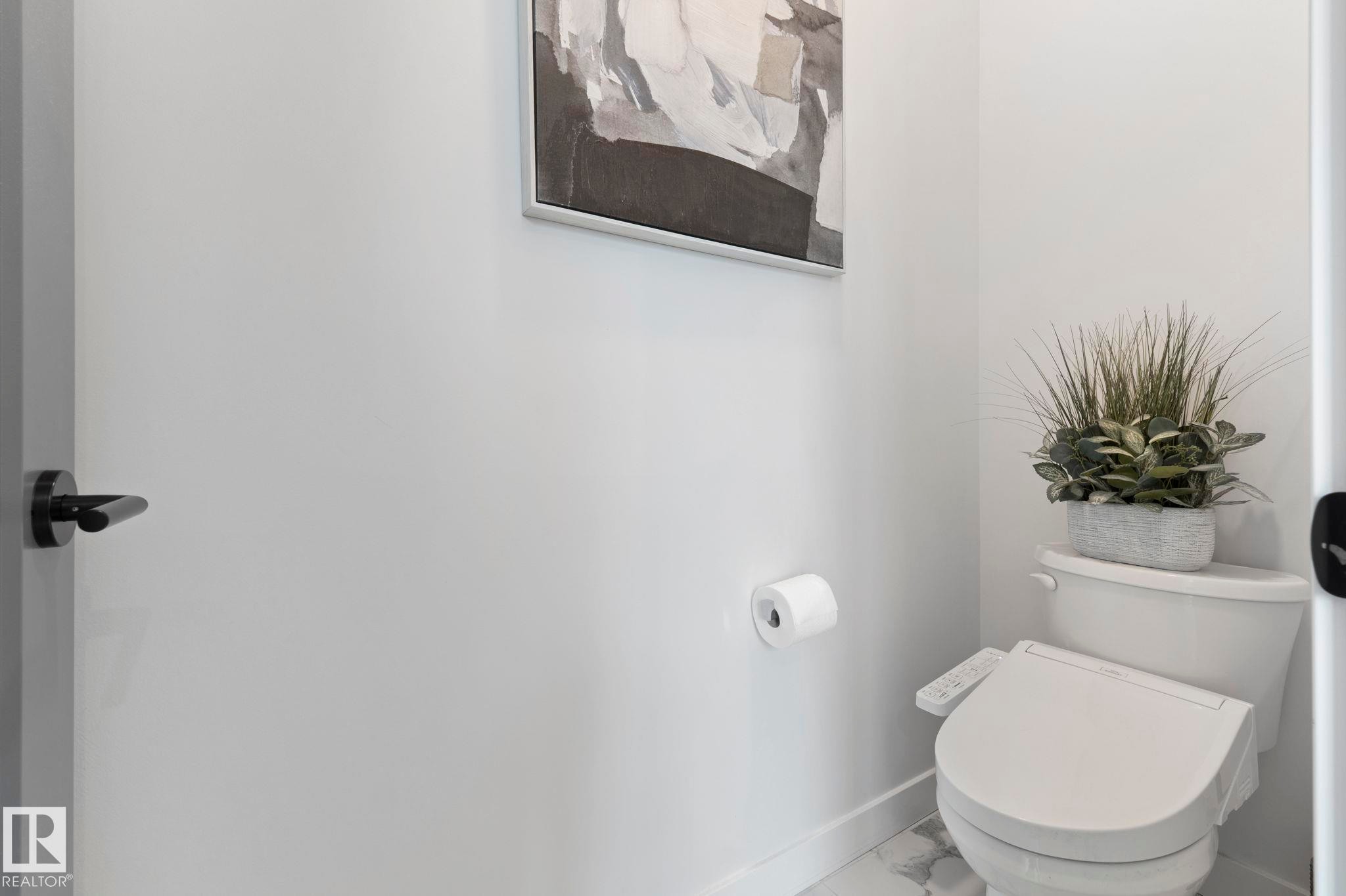 55 Maple Crescent, Gibbons, AB - Indoor Photo Showing Bathroom