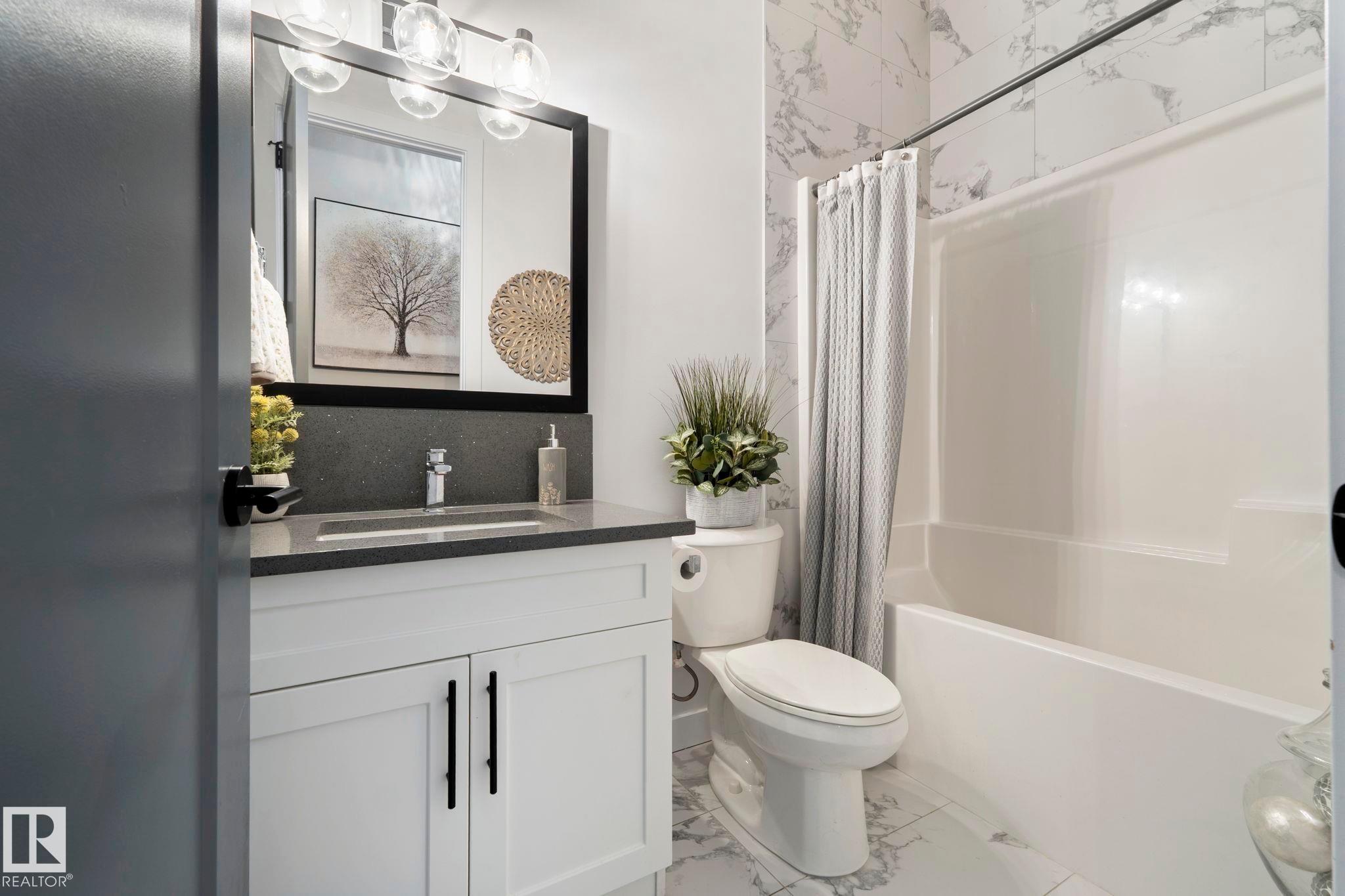 55 Maple Crescent, Gibbons, AB - Indoor Photo Showing Bathroom