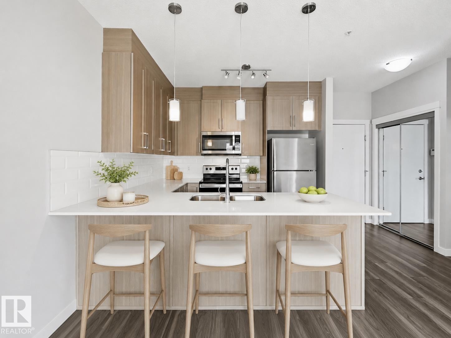 Virtually staged - #117 812 Welsh Dr Sw, Edmonton, AB - Indoor Photo Showing Kitchen With Stainless Steel Kitchen With Double Sink With Upgraded Kitchen