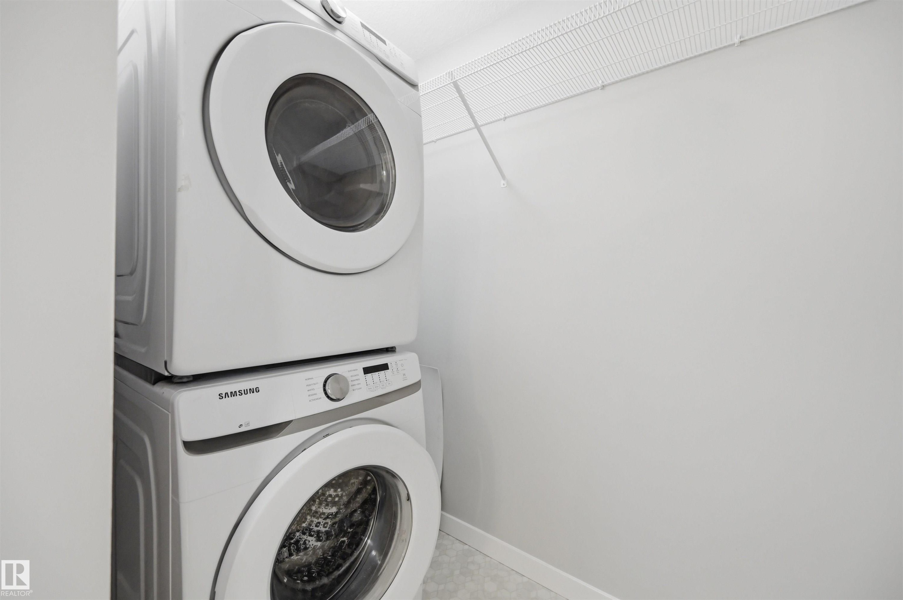 #117 812 Welsh Dr Sw, Edmonton, AB - Indoor Photo Showing Laundry Room