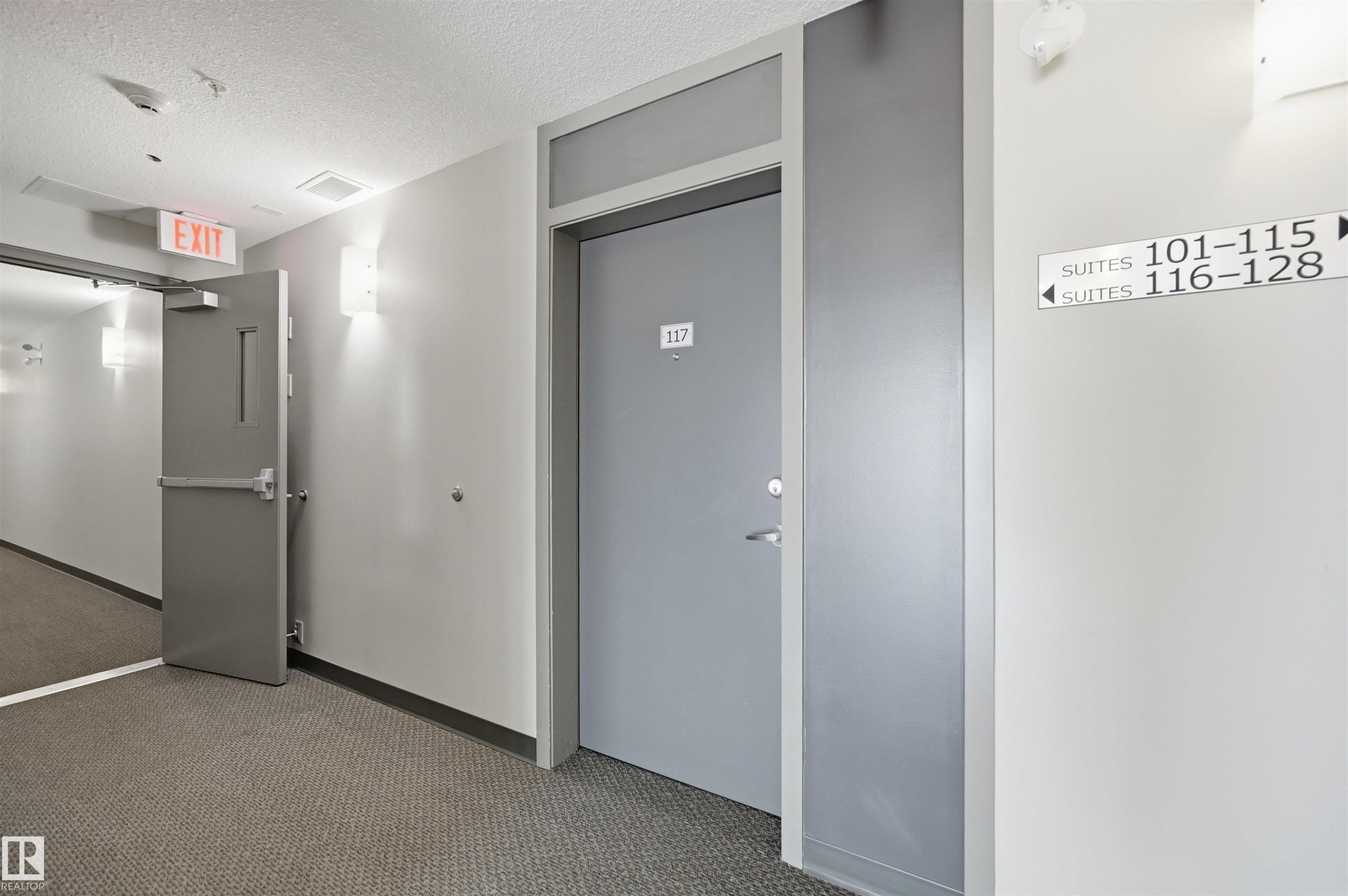 #117 812 Welsh Dr Sw, Edmonton, AB - Indoor Photo Showing Other Room
