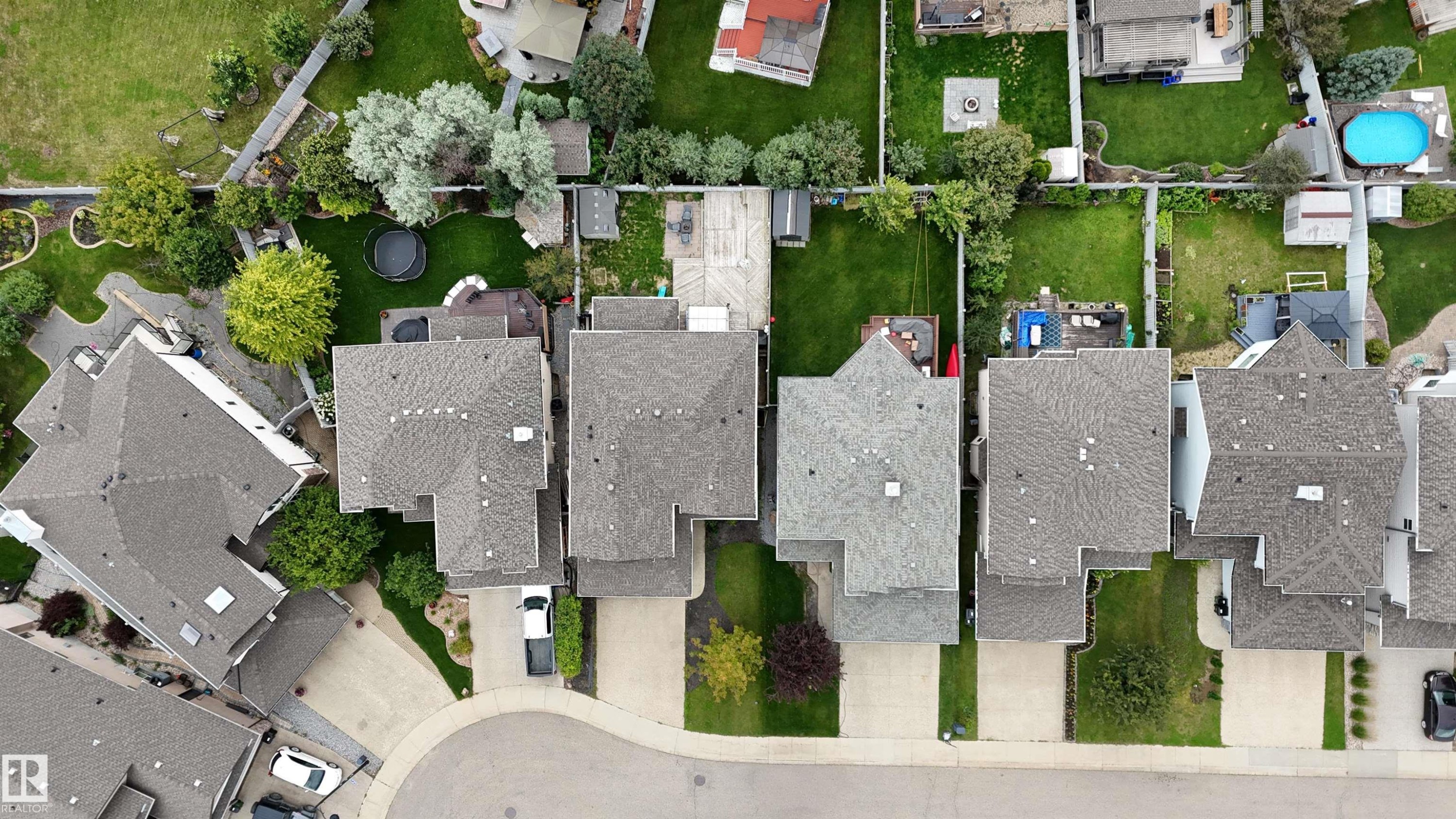 5623 206 Street Nw, Edmonton, AB - Outdoor