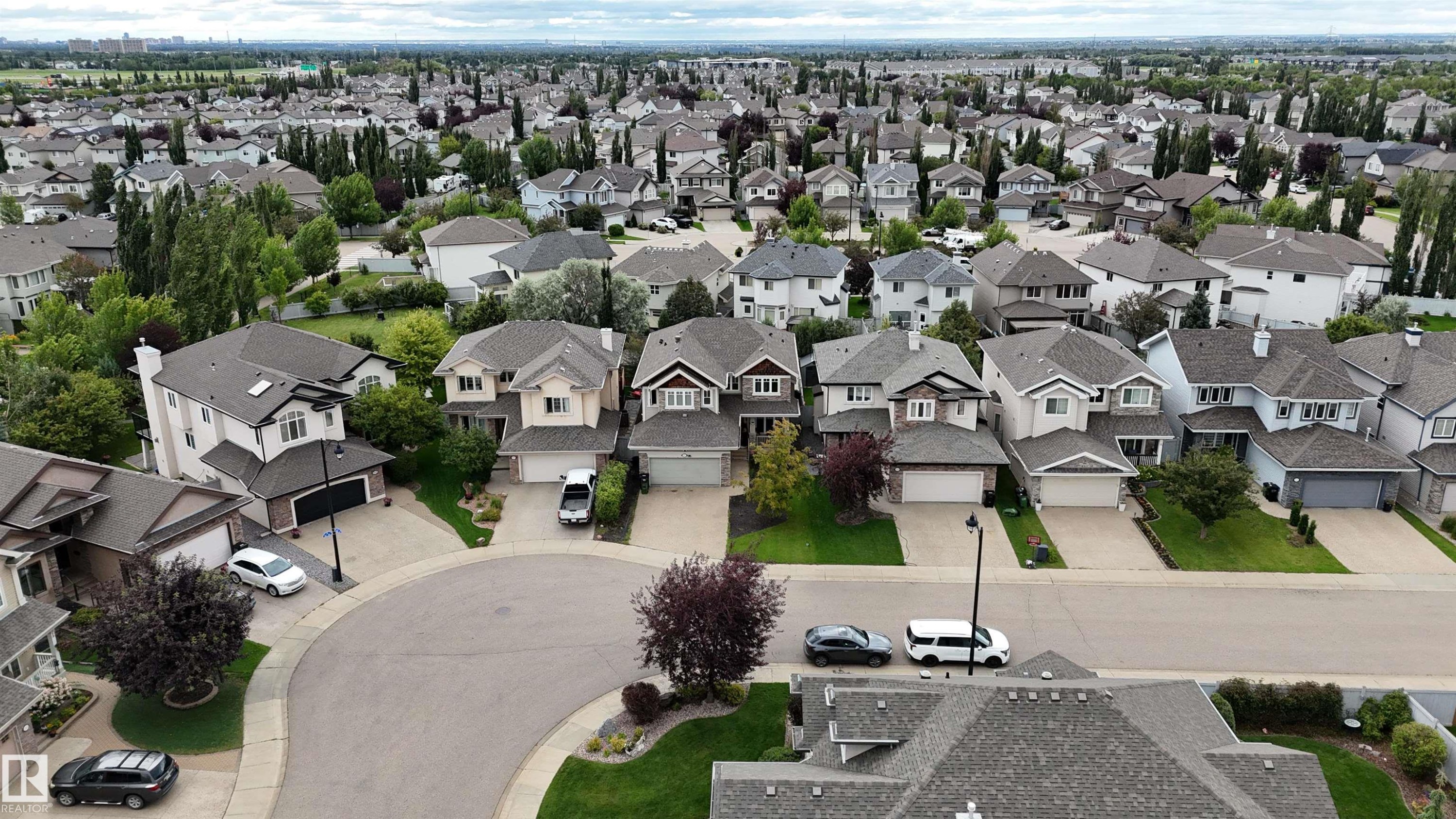 5623 206 Street Nw, Edmonton, AB - Outdoor With View
