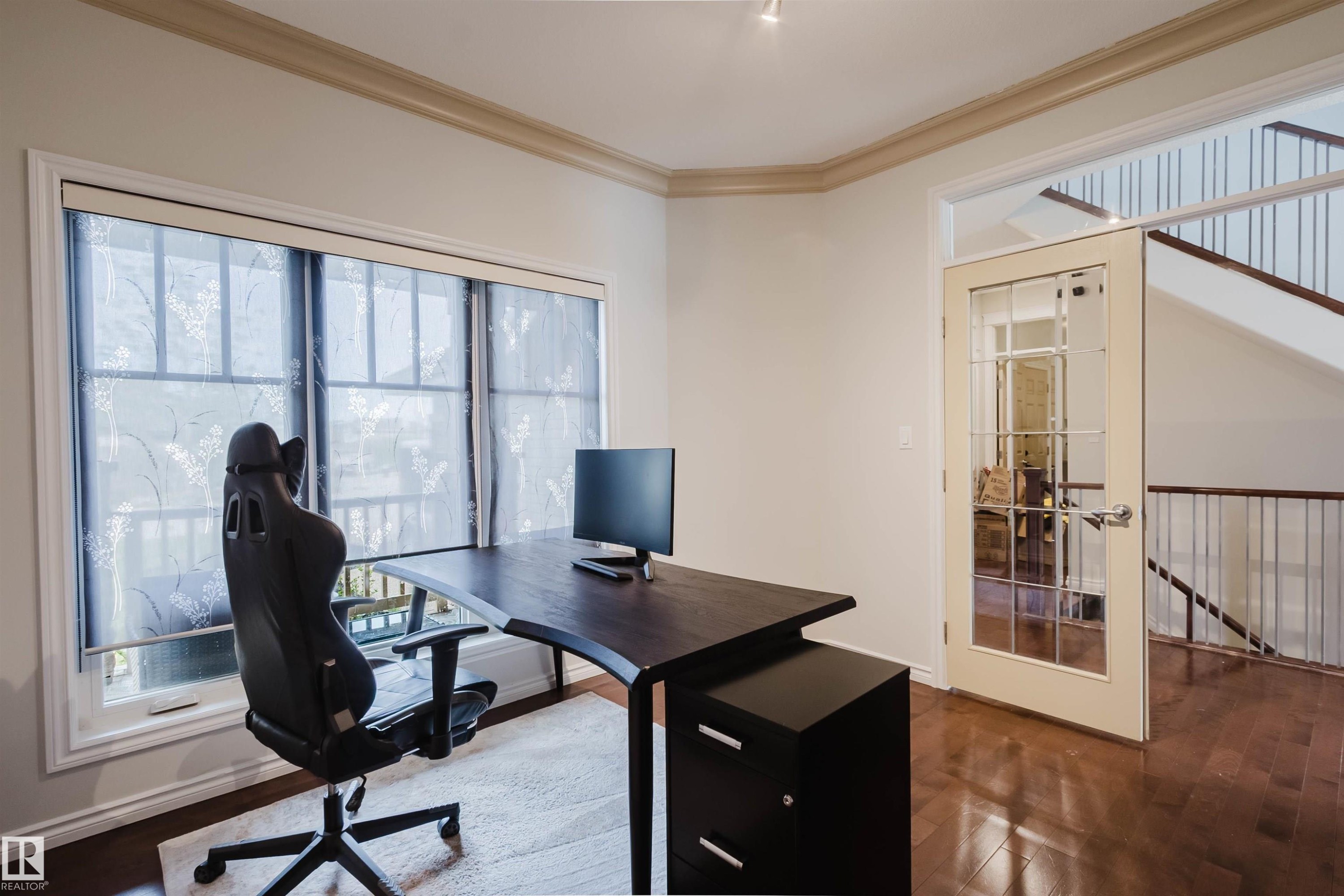 5623 206 Street Nw, Edmonton, AB - Indoor Photo Showing Office