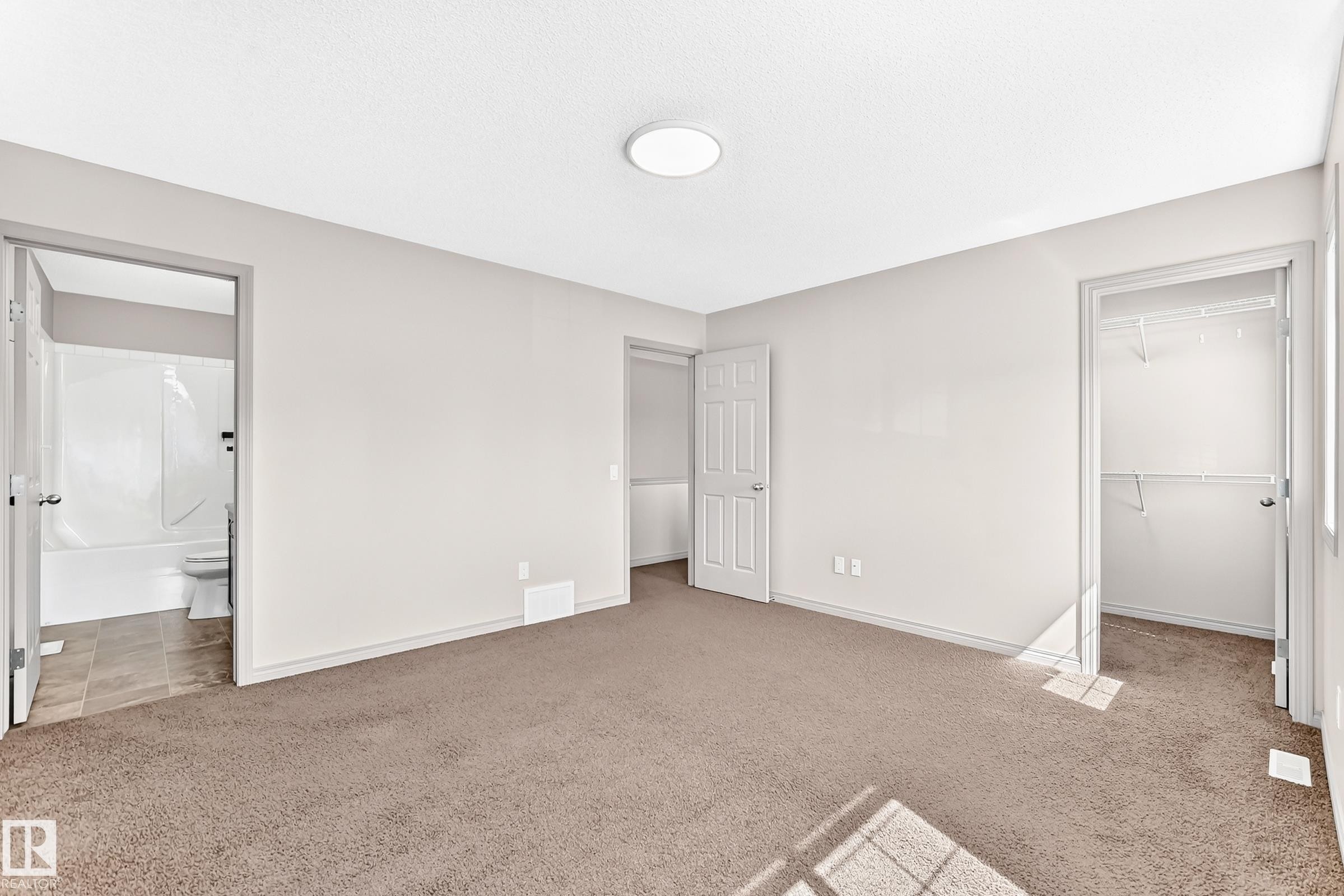8314 180A Avenue Nw, Edmonton, AB