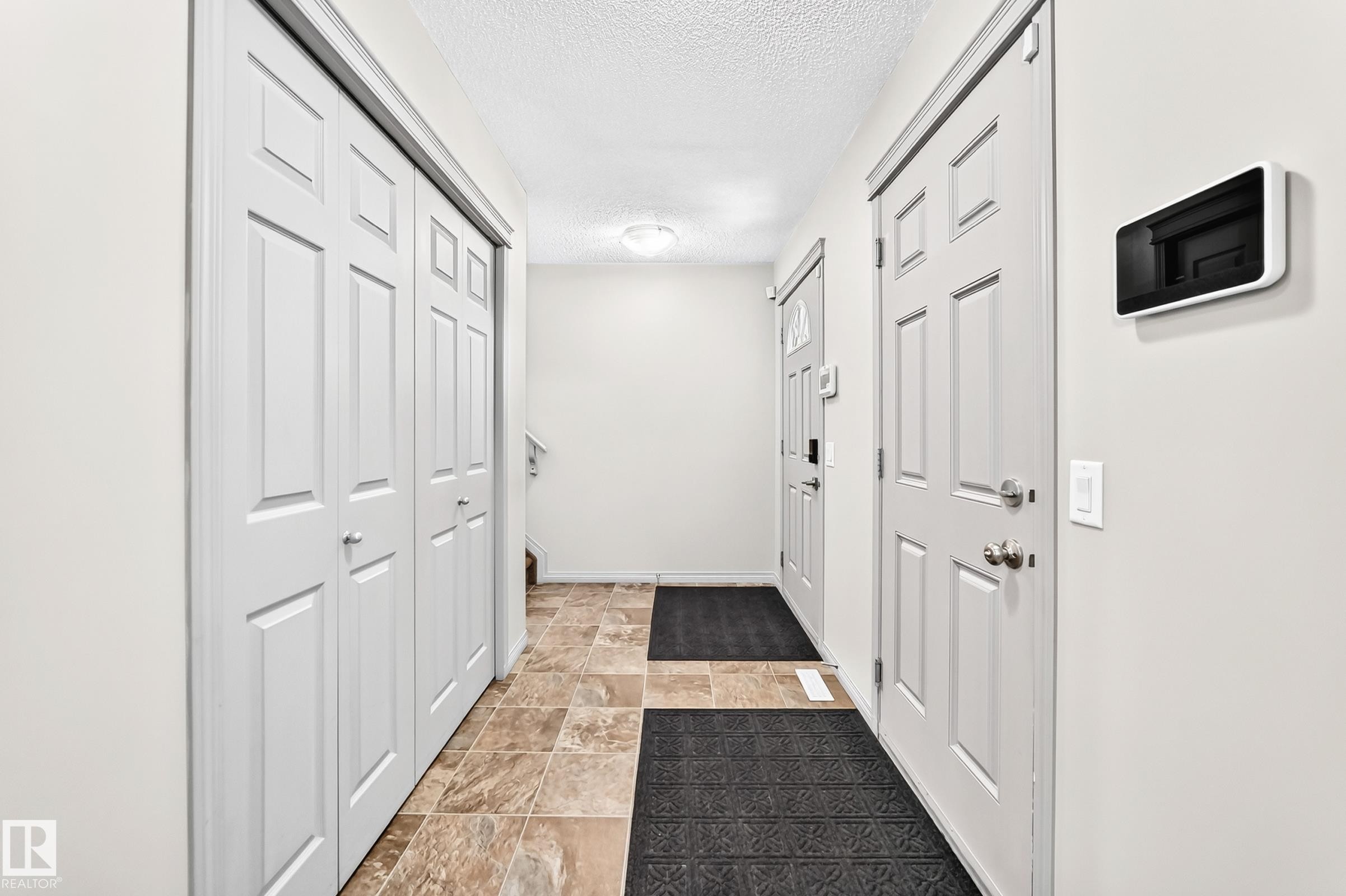 8314 180A Avenue Nw, Edmonton, AB