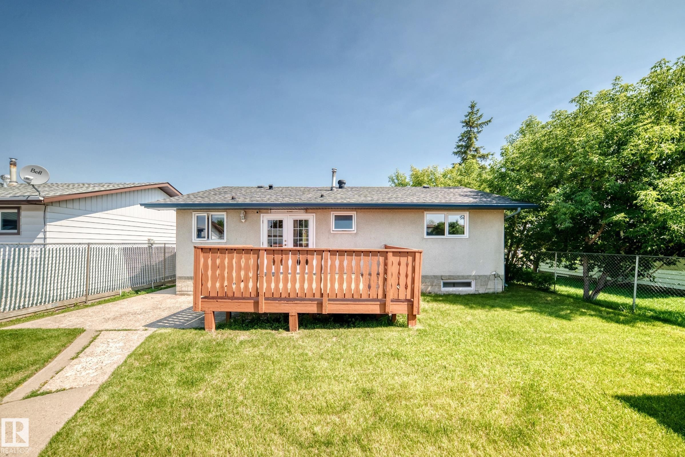 7215 144 Avenue Nw, Edmonton, AB - Outdoor With Deck Patio Veranda