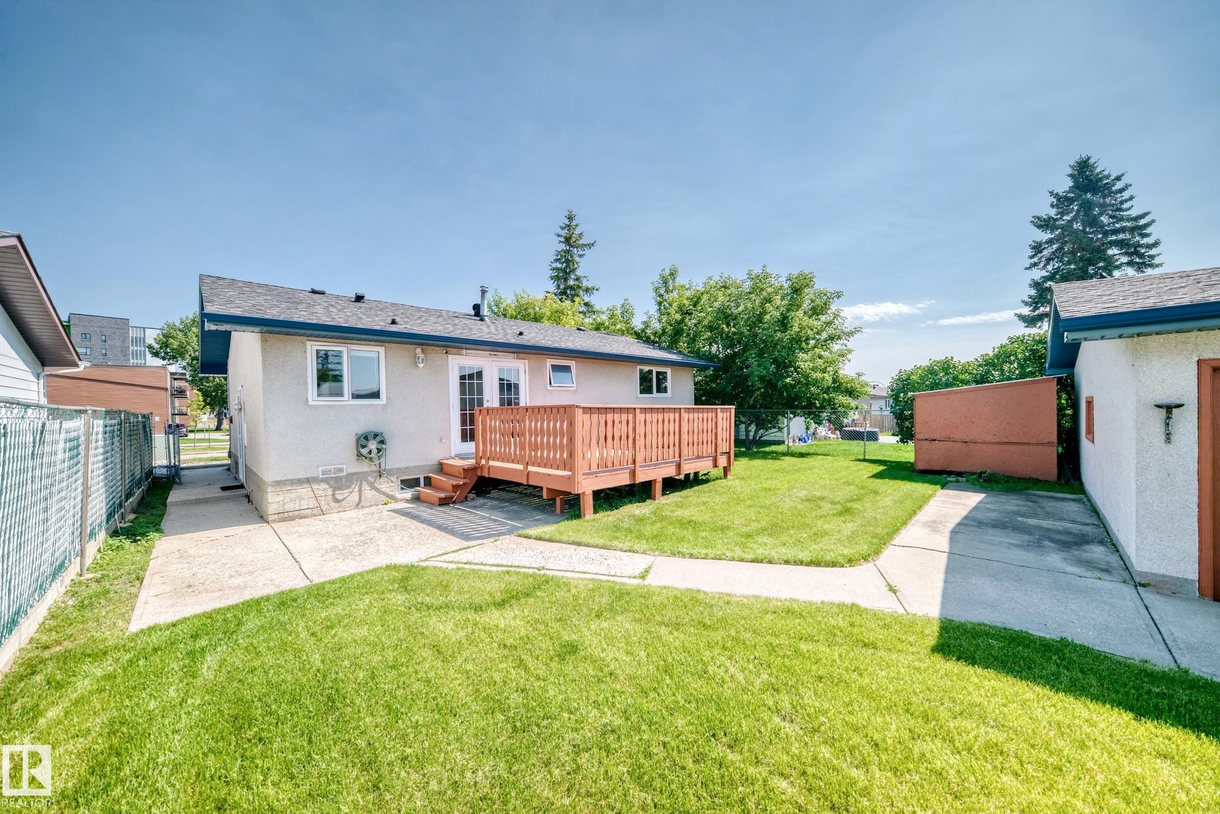 7215 144 Avenue Nw, Edmonton, AB - Outdoor With Exterior