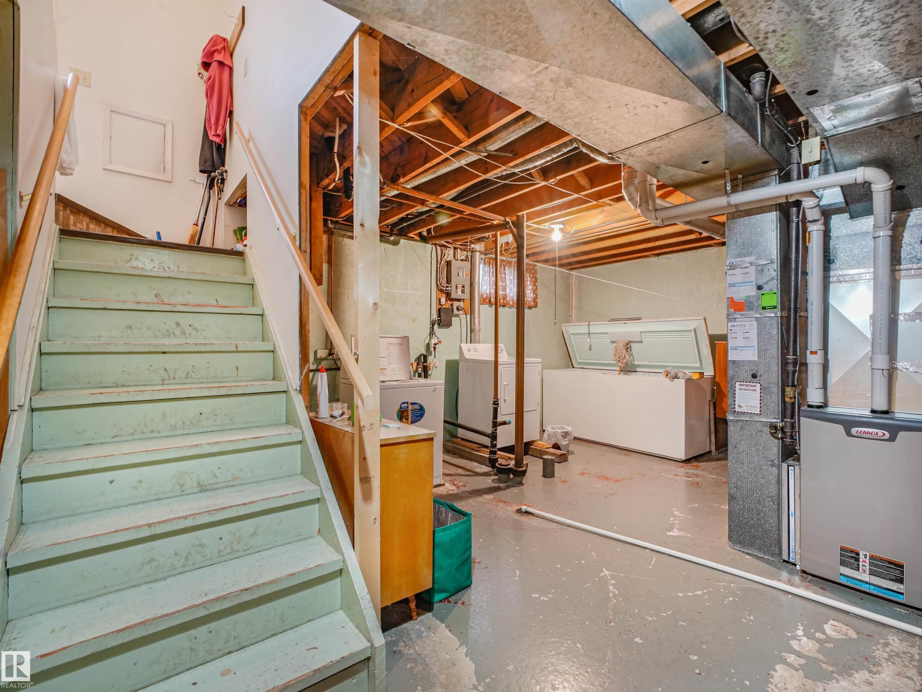 6206 132 Avenue Nw, Edmonton, AB - Indoor Photo Showing Basement