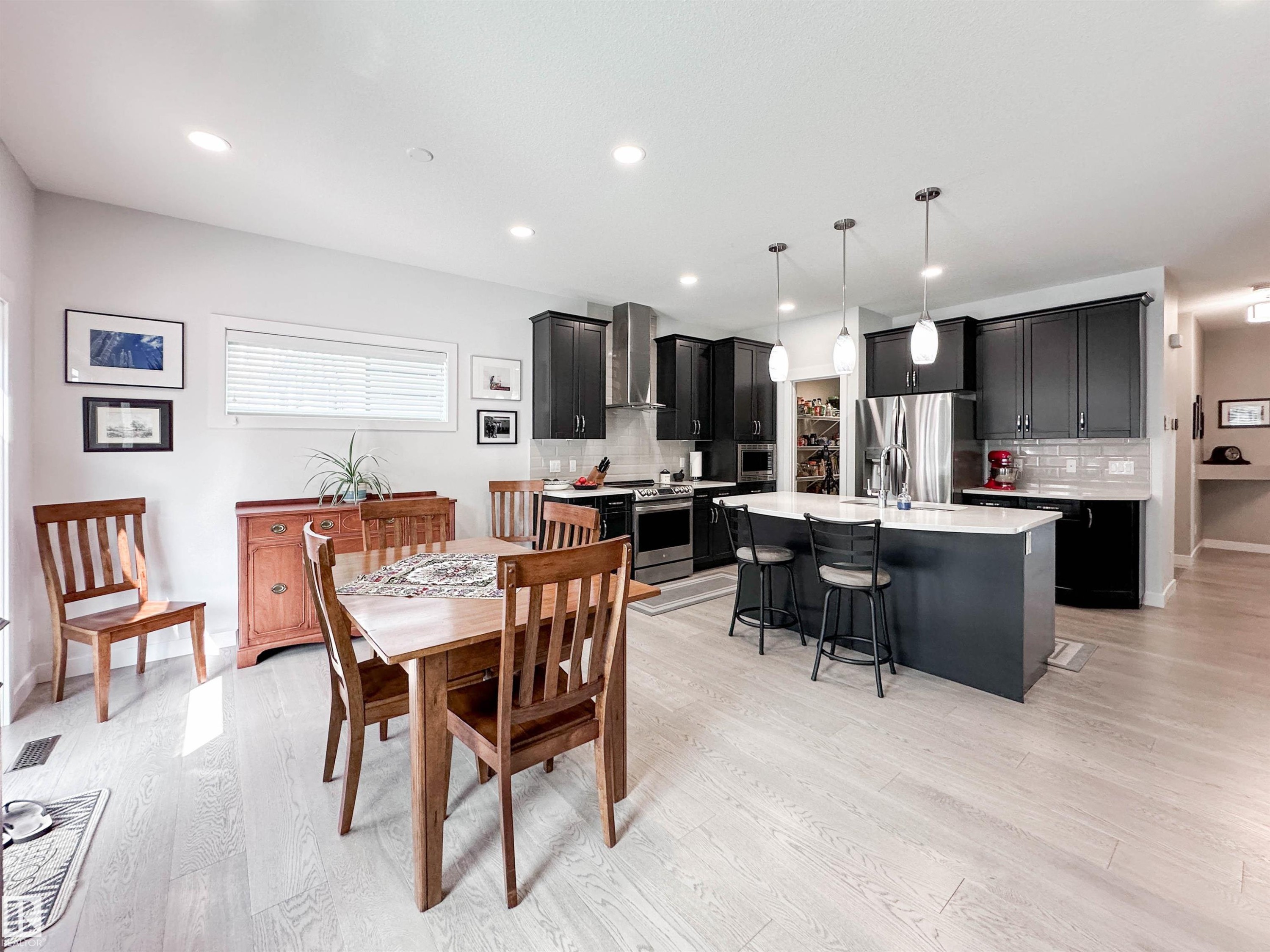 134 Joyal Way, St. Albert, AB - Indoor
