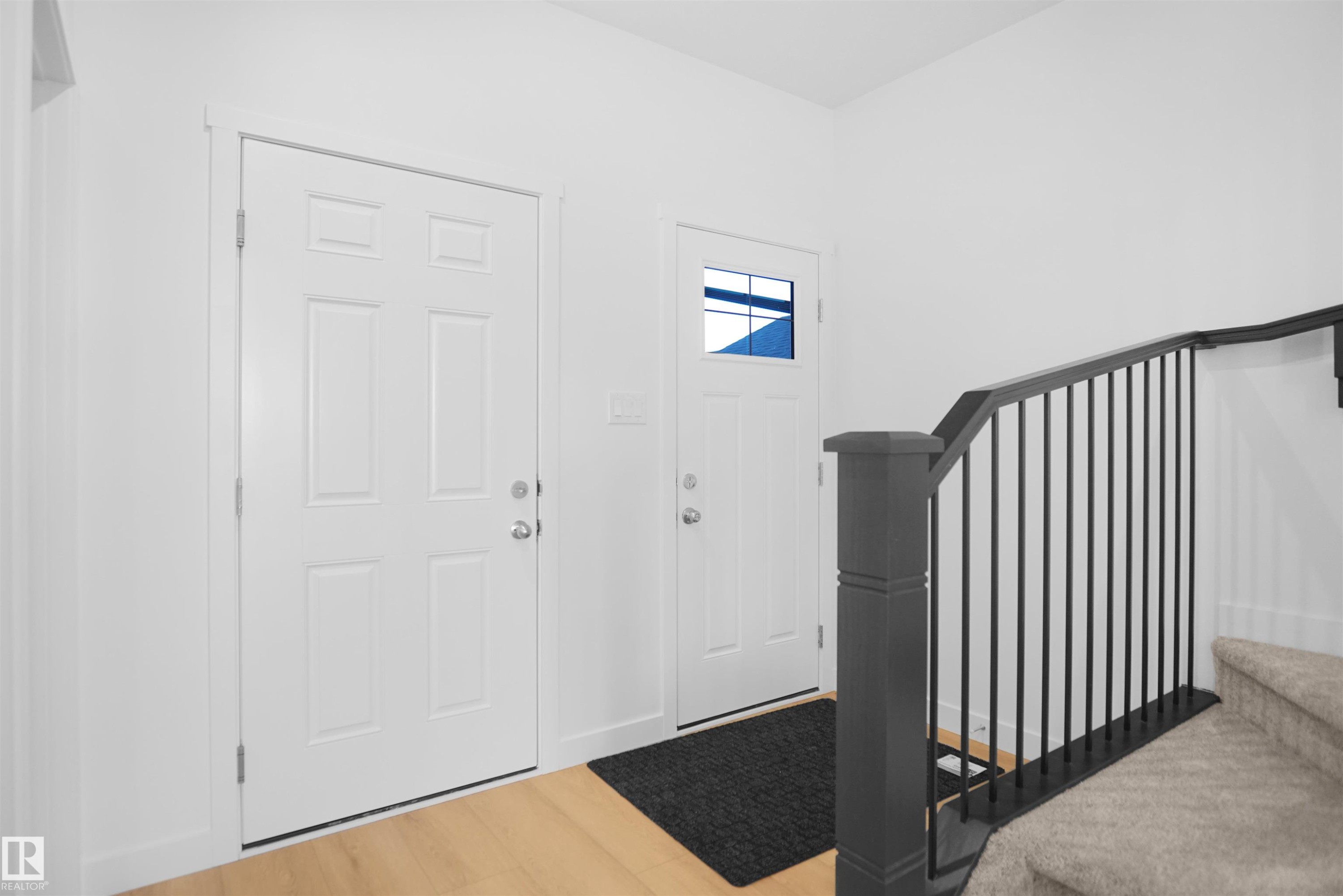 581 Ashgrove Circle, Leduc, AB - Indoor Photo Showing Other Room
