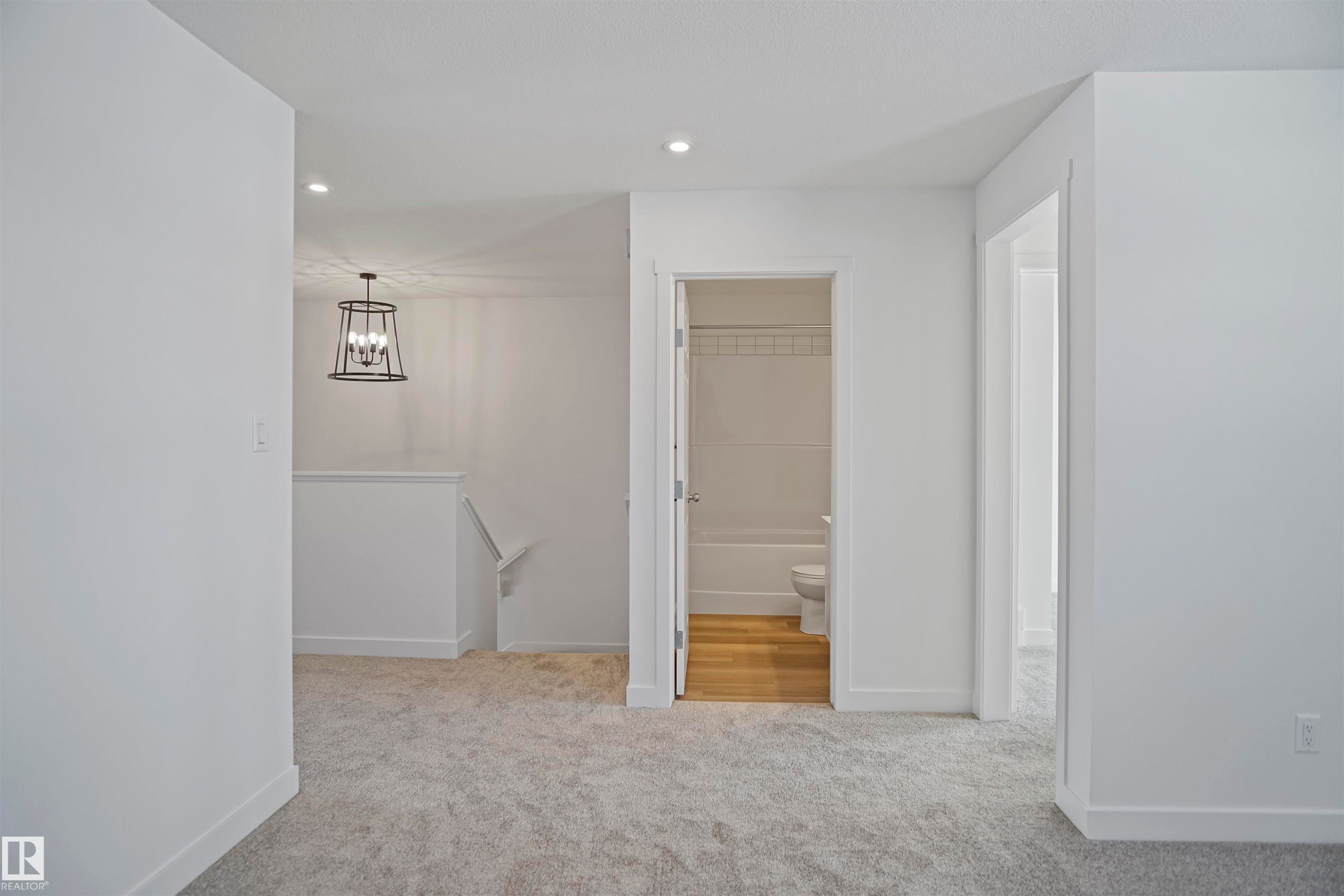 583 Ashgrove Circle, Leduc, AB - Indoor Photo Showing Other Room