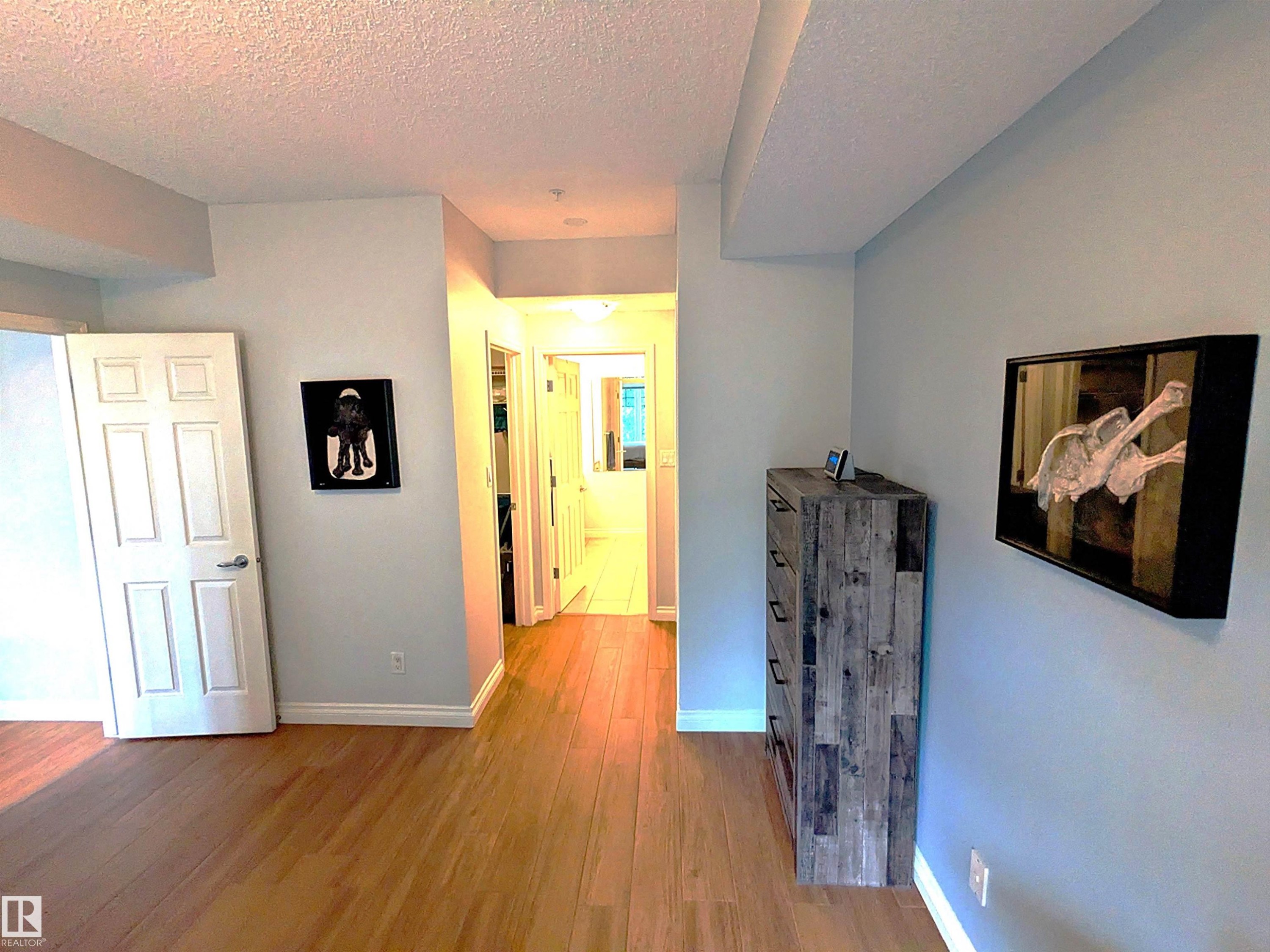 #302 9811 96A St Nw, Edmonton, AB - Indoor Photo Showing Other Room