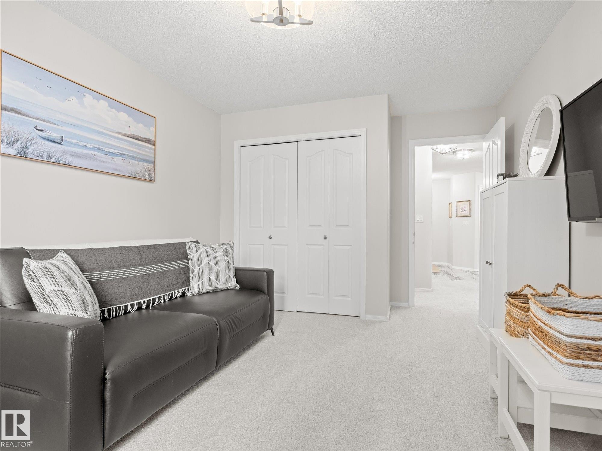 #223 9008 99 Av Nw, Edmonton, AB - Indoor