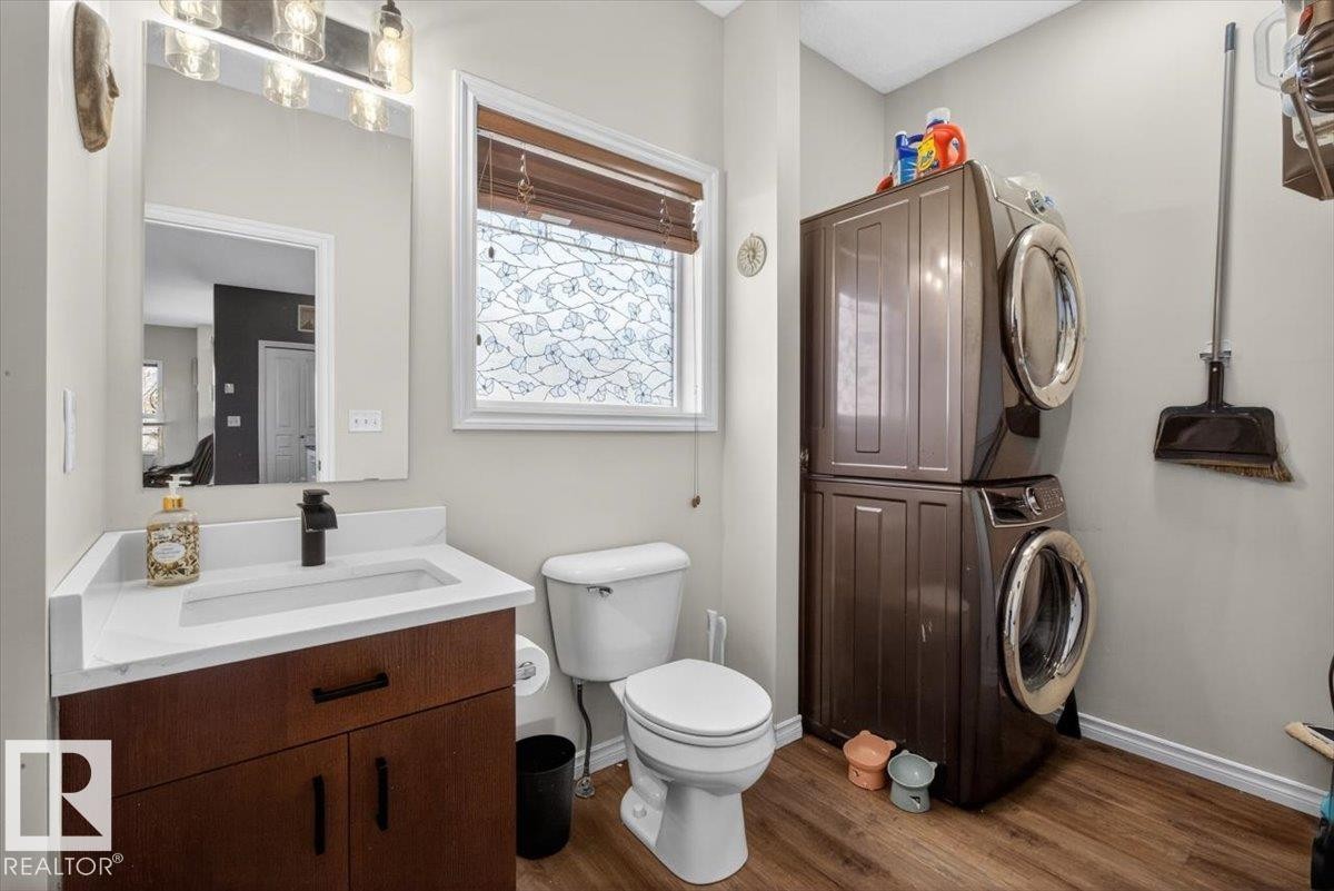 #76 3010 33 Av Nw, Edmonton, AB - Indoor