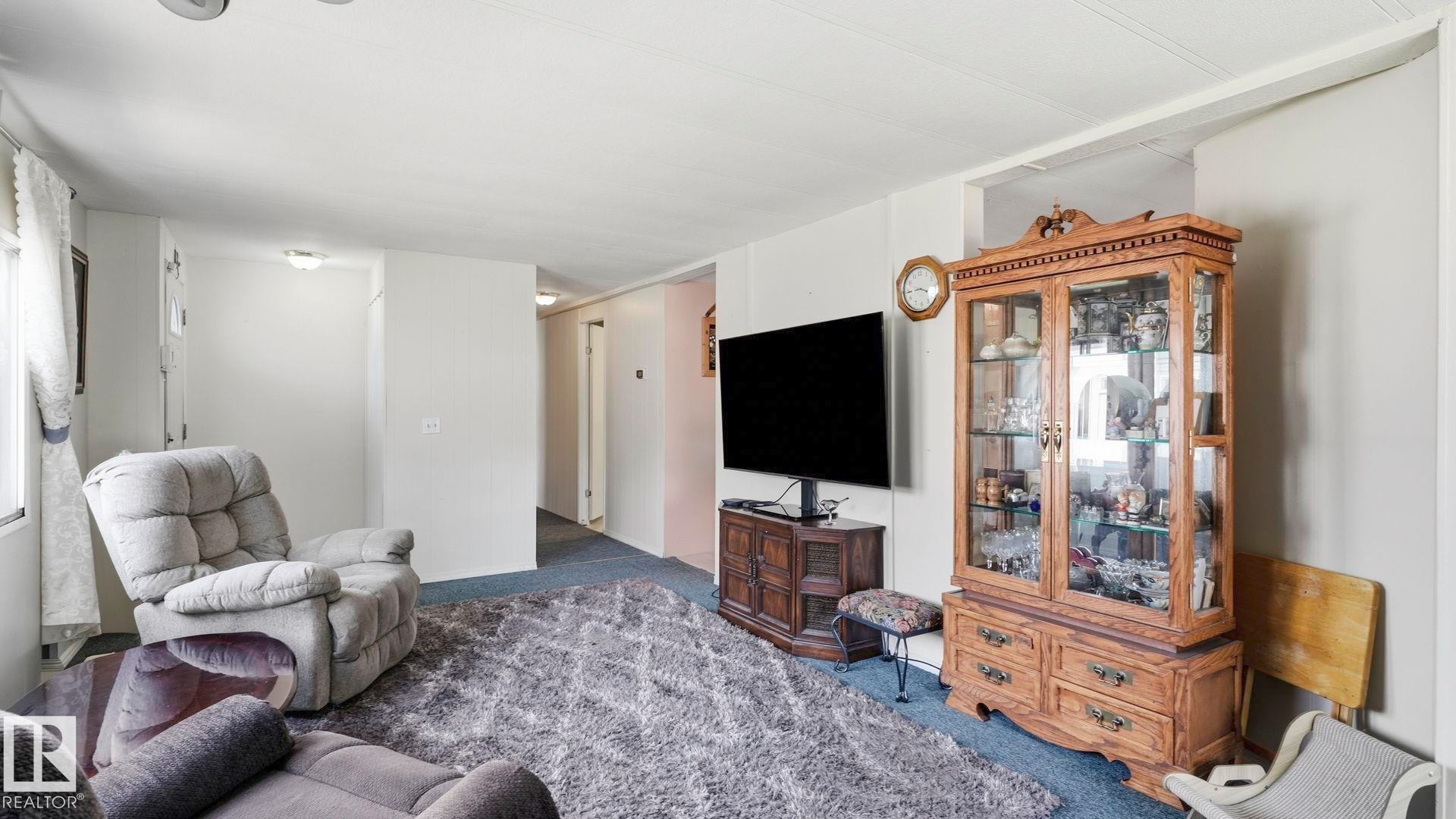 17 Park Ridge Crescent Northwest, Edmonton, AB - Indoor