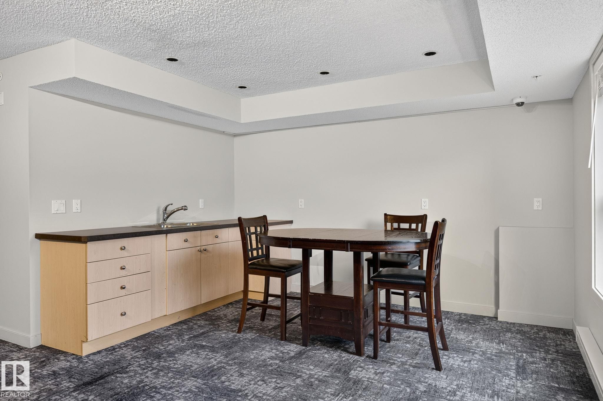 #210 392 Silver Berry Rd Nw, Edmonton, AB - Indoor Photo Showing Dining Room