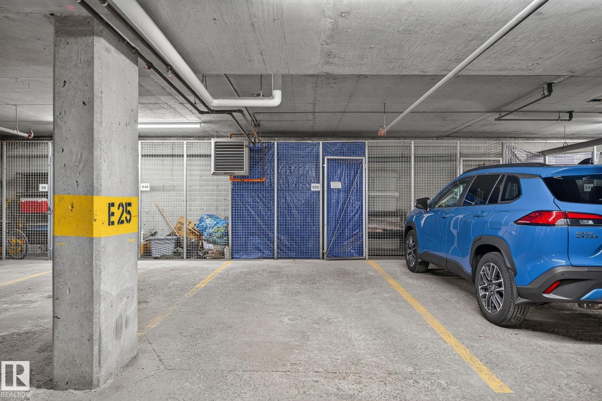 #210 392 Silver Berry Rd Nw, Edmonton, AB - Indoor Photo Showing Garage