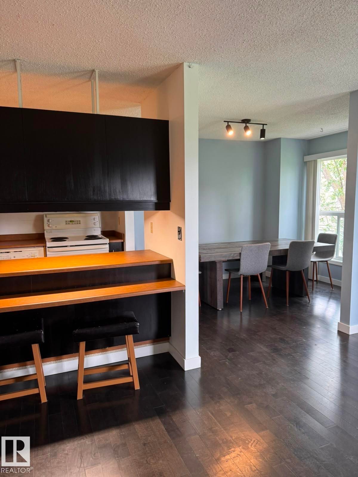 #310 60 Alpine Pl, St. Albert, AB - Indoor