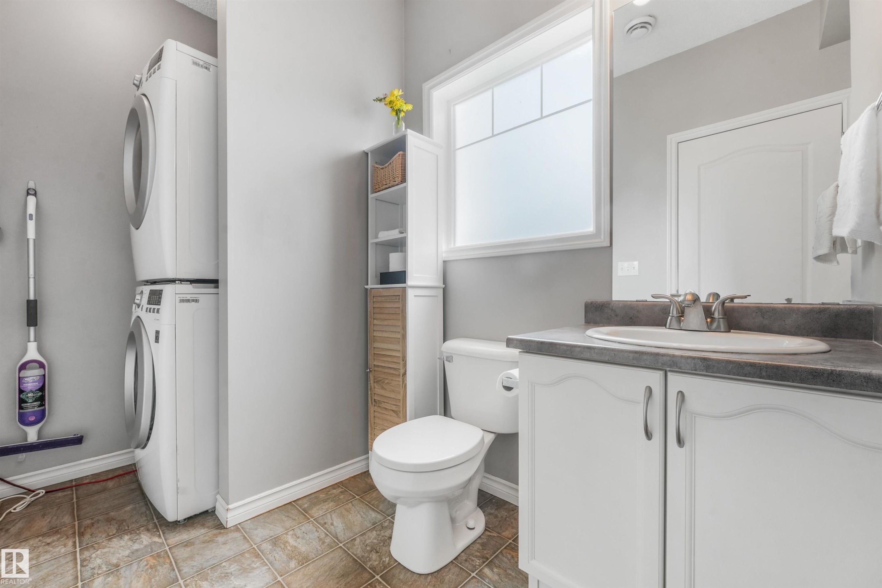 #33 3010 33 Av Nw, Edmonton, AB - Indoor