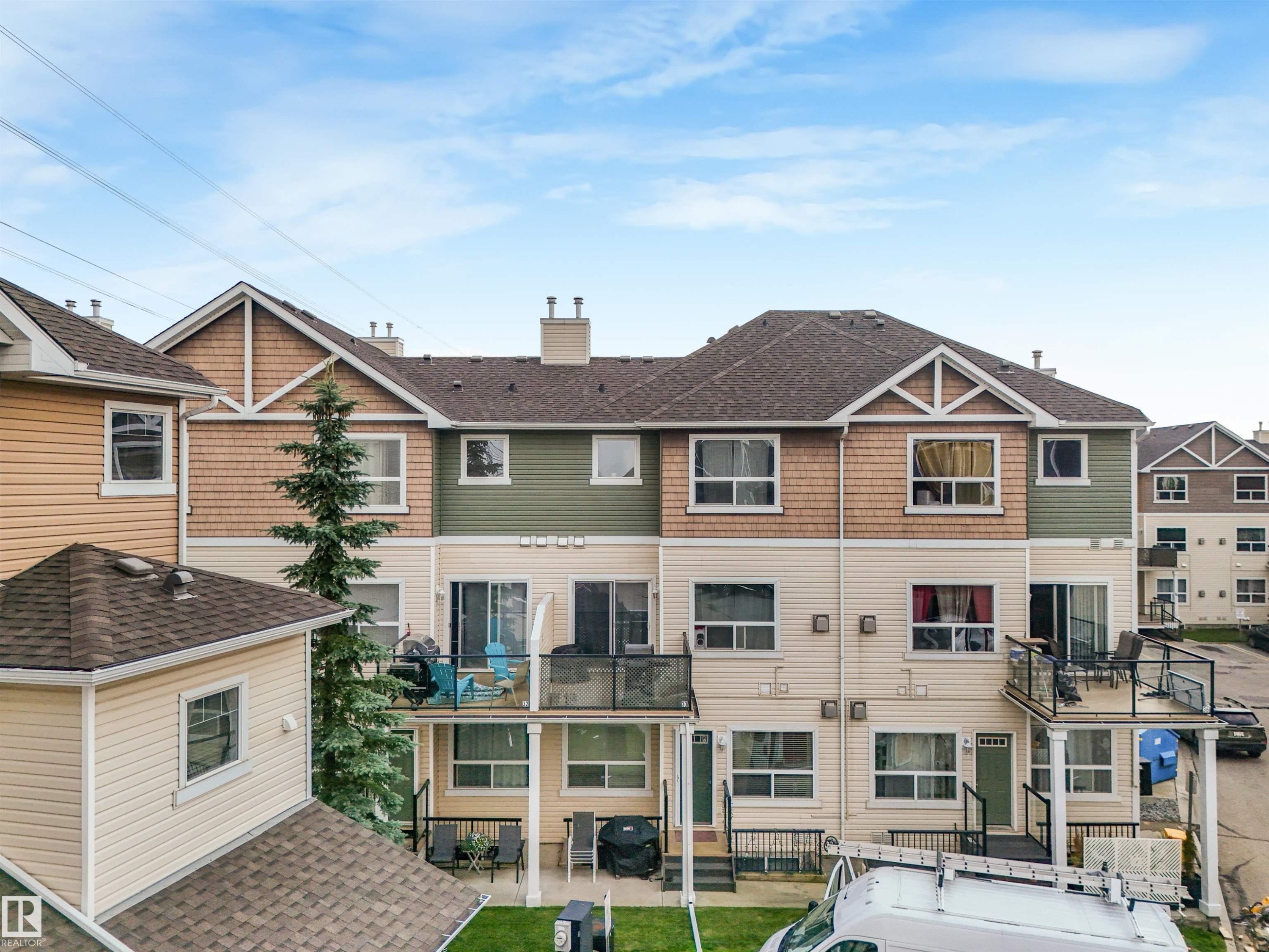 #33 3010 33 Av Nw, Edmonton, AB - Outdoor