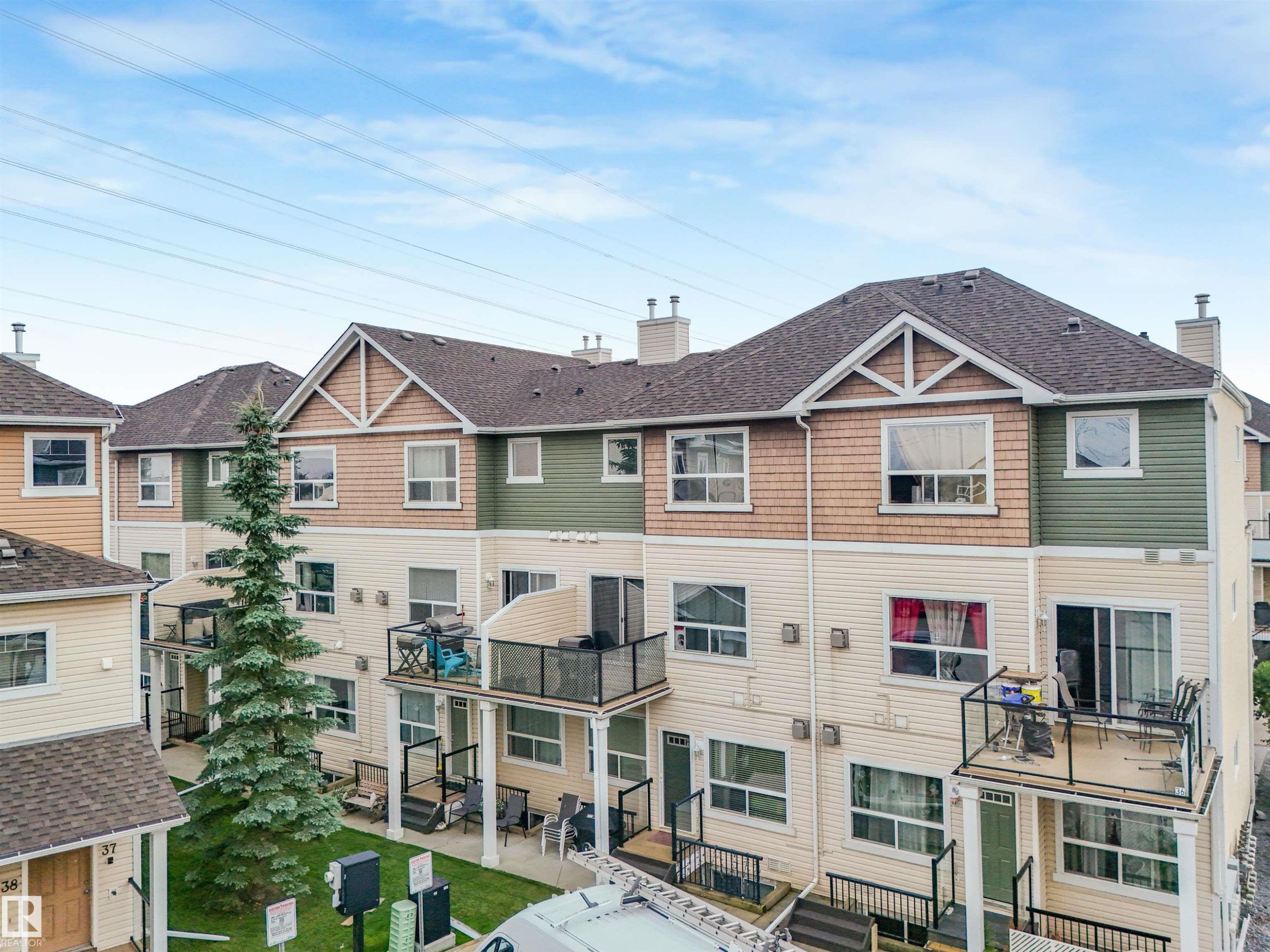 #33 3010 33 Av Nw, Edmonton, AB - Outdoor