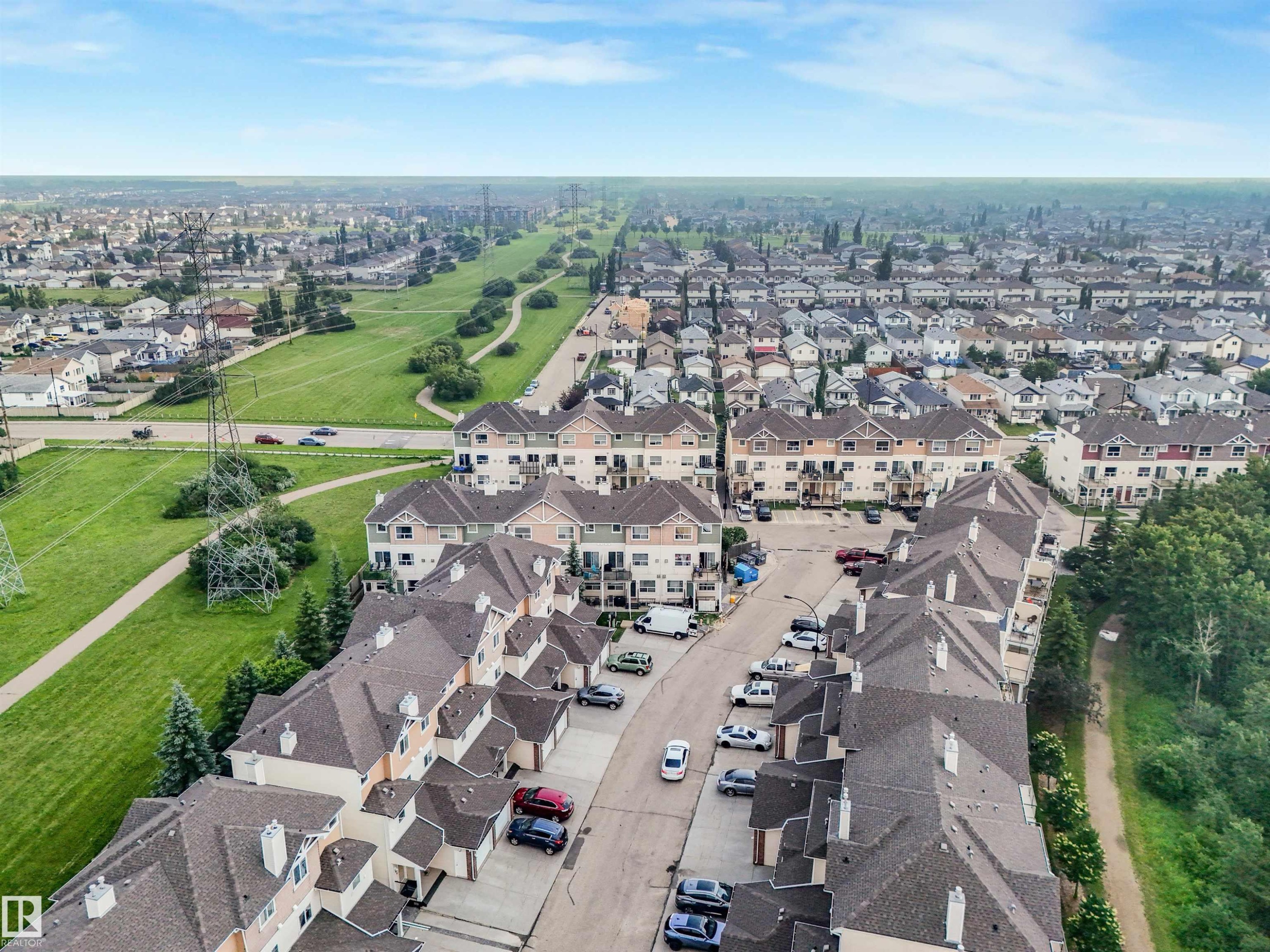 #33 3010 33 Av Nw, Edmonton, AB - Outdoor With View