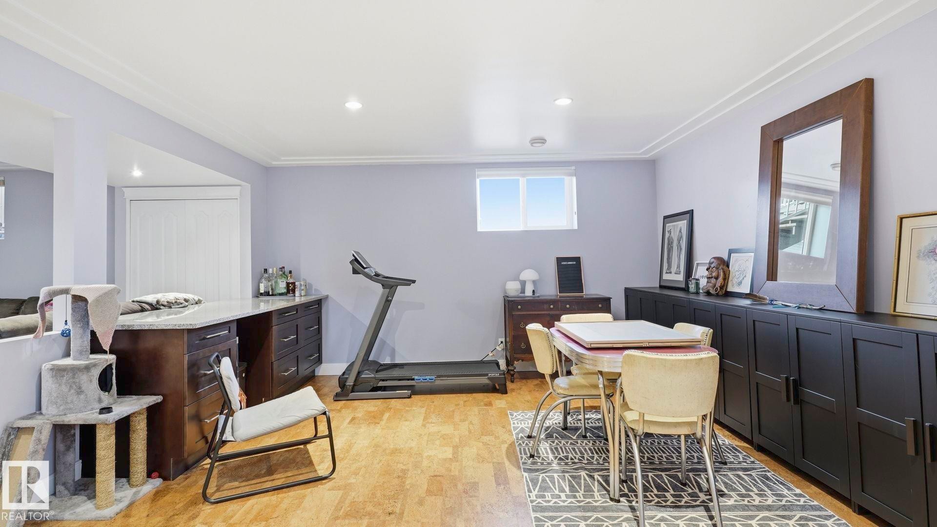 10112 105 Street, Westlock, AB - Indoor