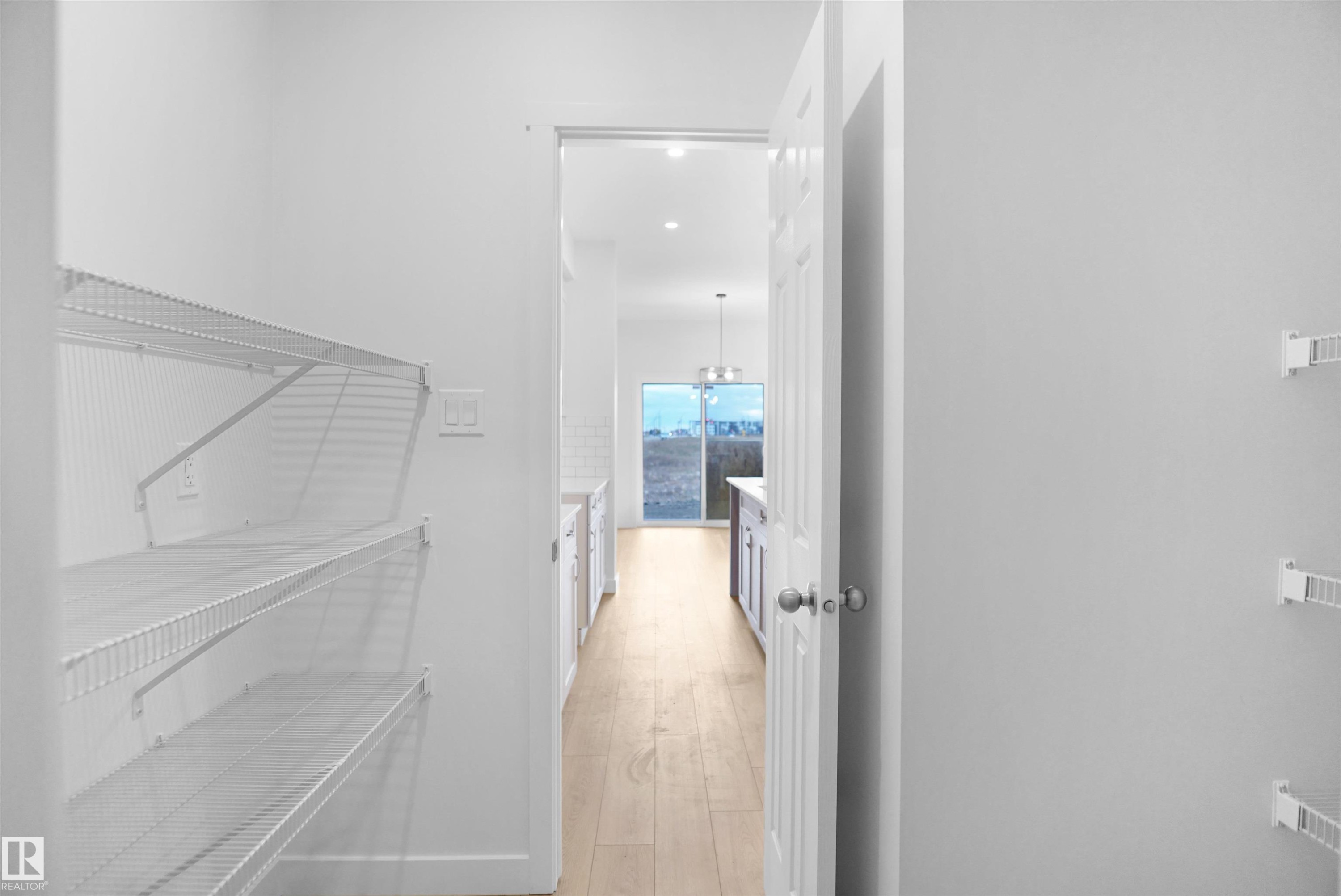621 Ashgrove Circle, Leduc, AB - Indoor