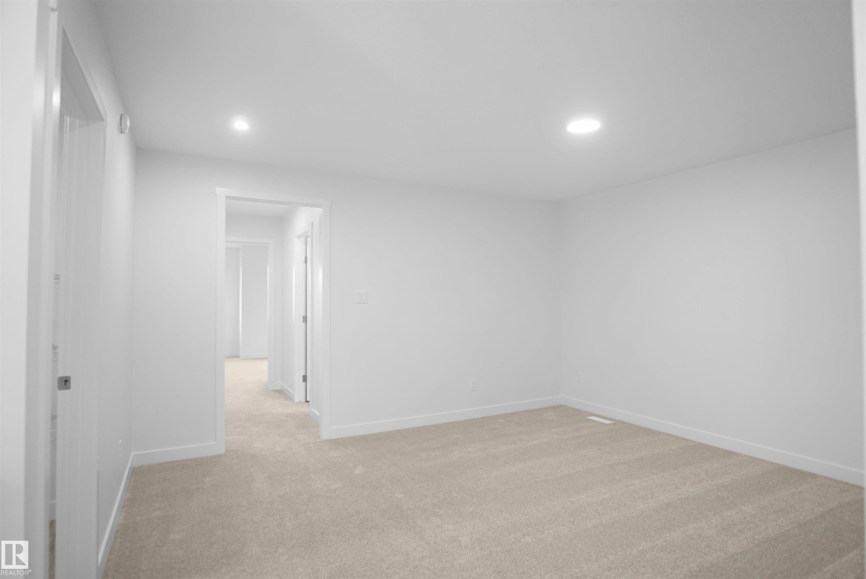 621 Ashgrove Circle, Leduc, AB - Indoor Photo Showing Other Room
