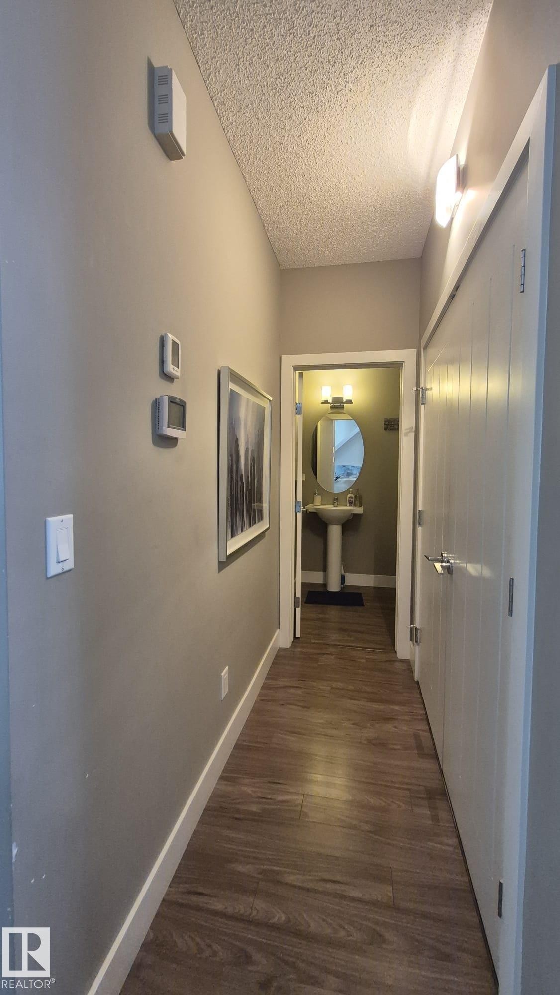 #9 804 Welsh Dr Sw, Edmonton, AB - Indoor Photo Showing Other Room