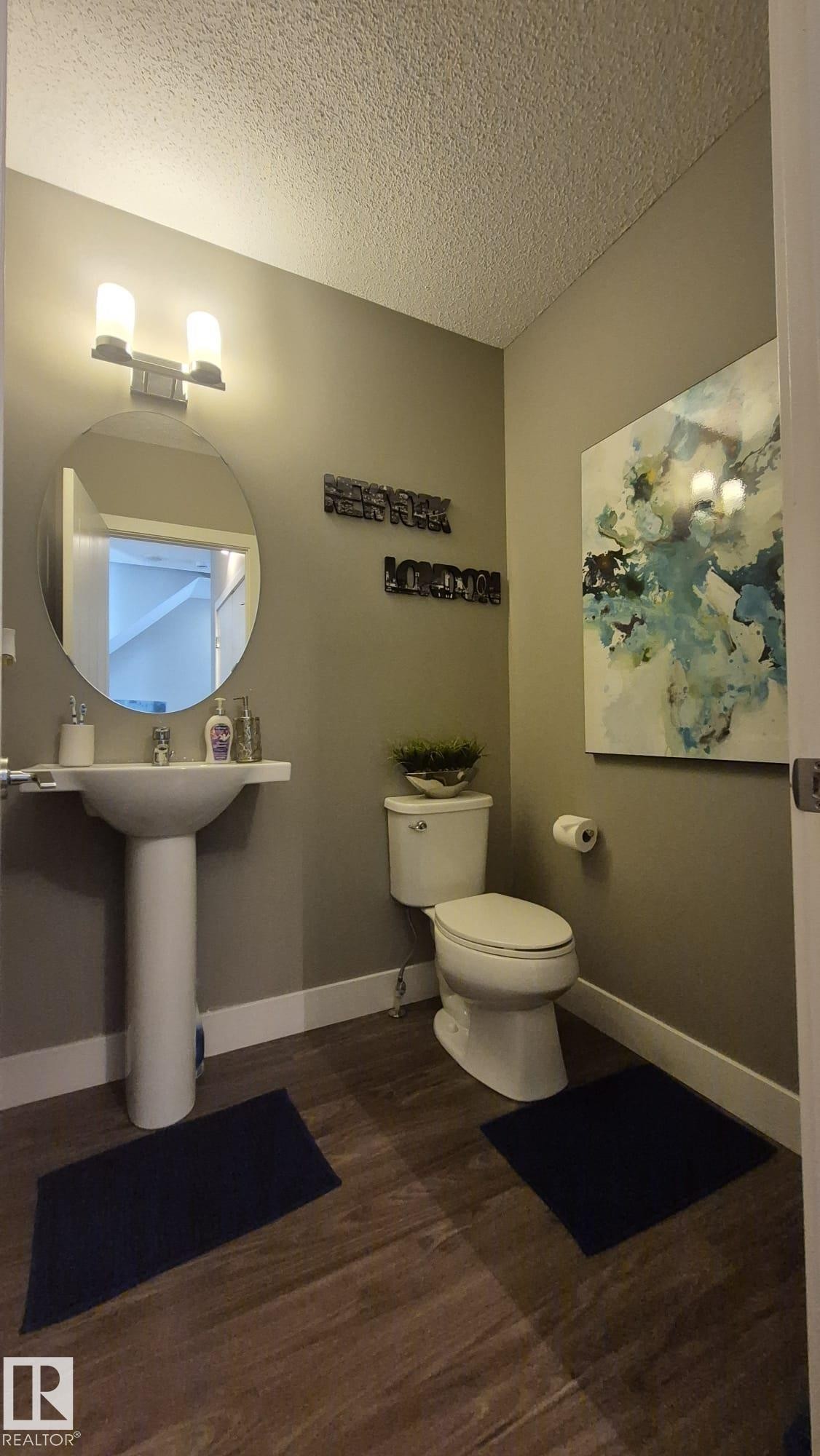 #9 804 Welsh Dr Sw, Edmonton, AB - Indoor Photo Showing Bathroom