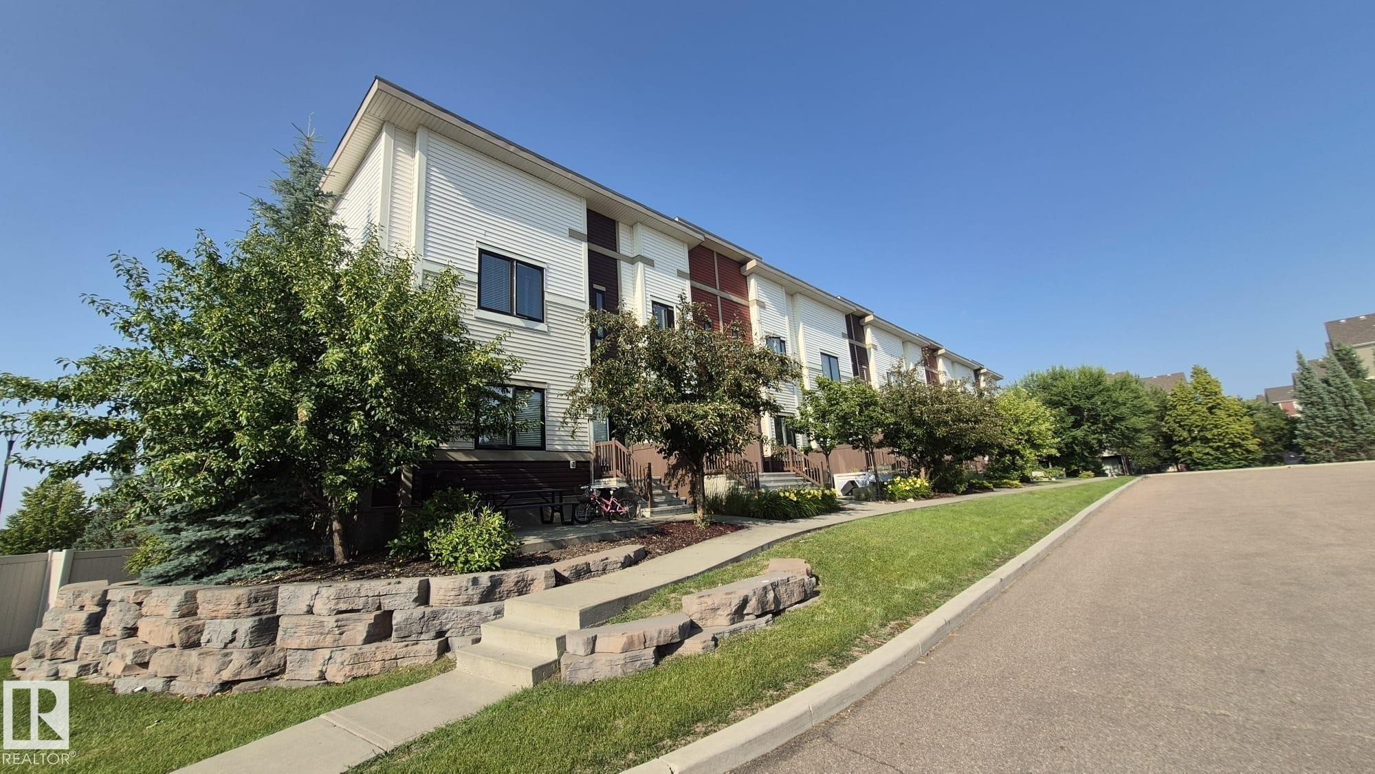 #9 804 Welsh Dr Sw, Edmonton, AB - Outdoor