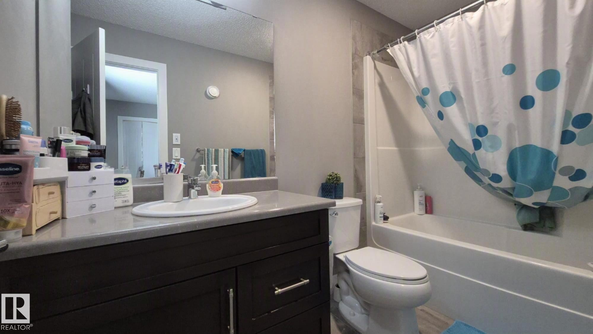 #9 804 Welsh Dr Sw, Edmonton, AB - Indoor Photo Showing Bathroom